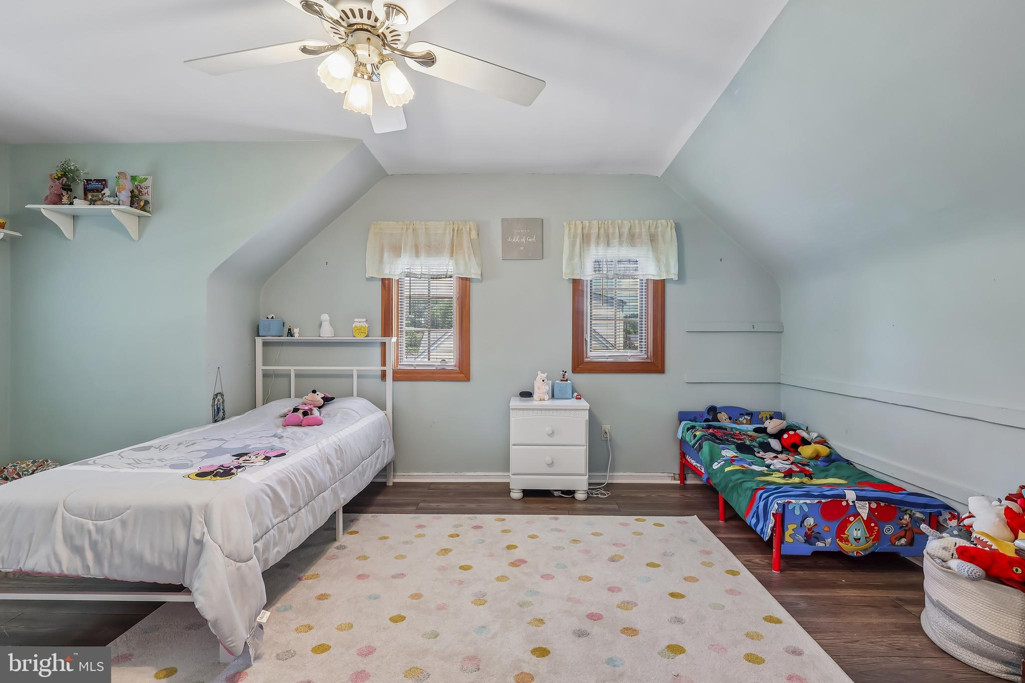 MORELAND MANOR - Residential