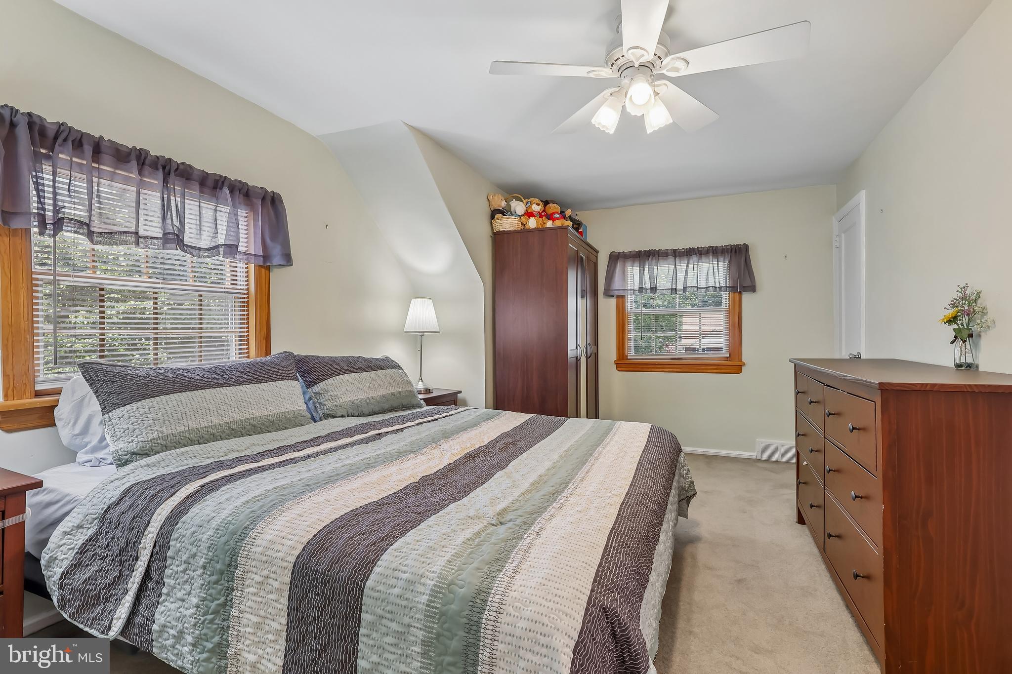 MORELAND MANOR - Residential