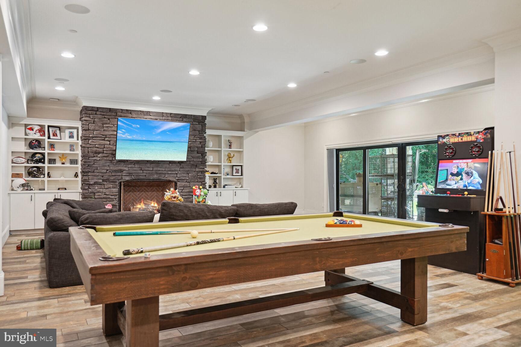 TRIADELPHIA MILL FARM - Residential
