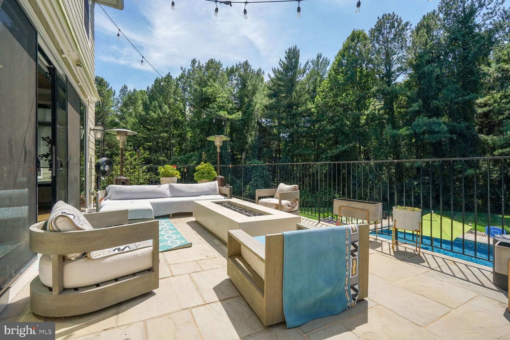 TRIADELPHIA MILL FARM - Residential