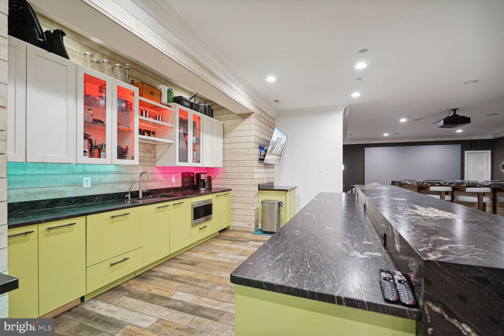 TRIADELPHIA MILL FARM - Residential