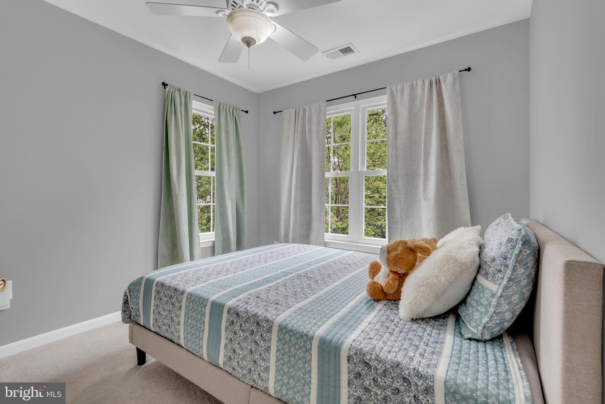 APPLEGATE NORTH - Residential