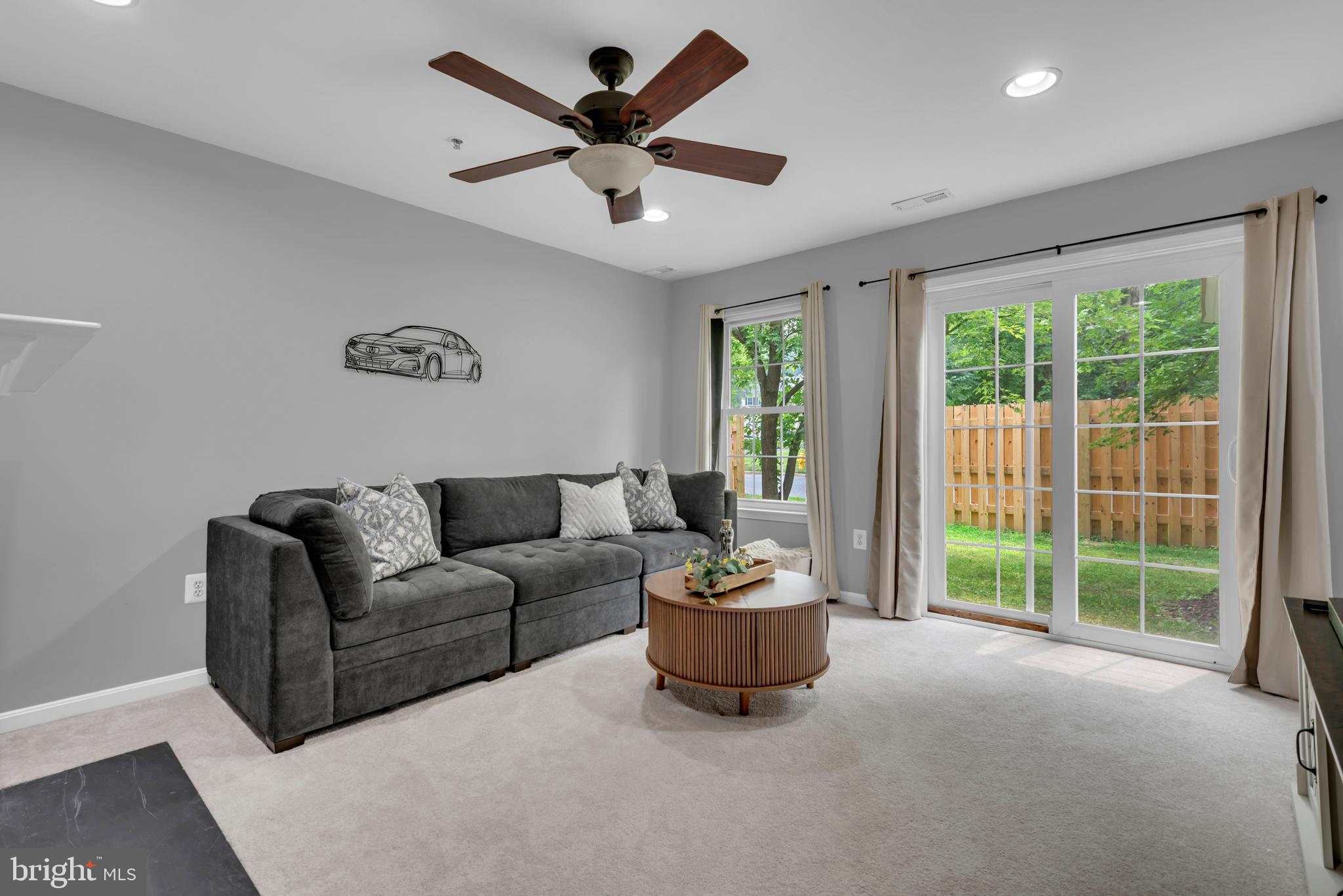 APPLEGATE NORTH - Residential
