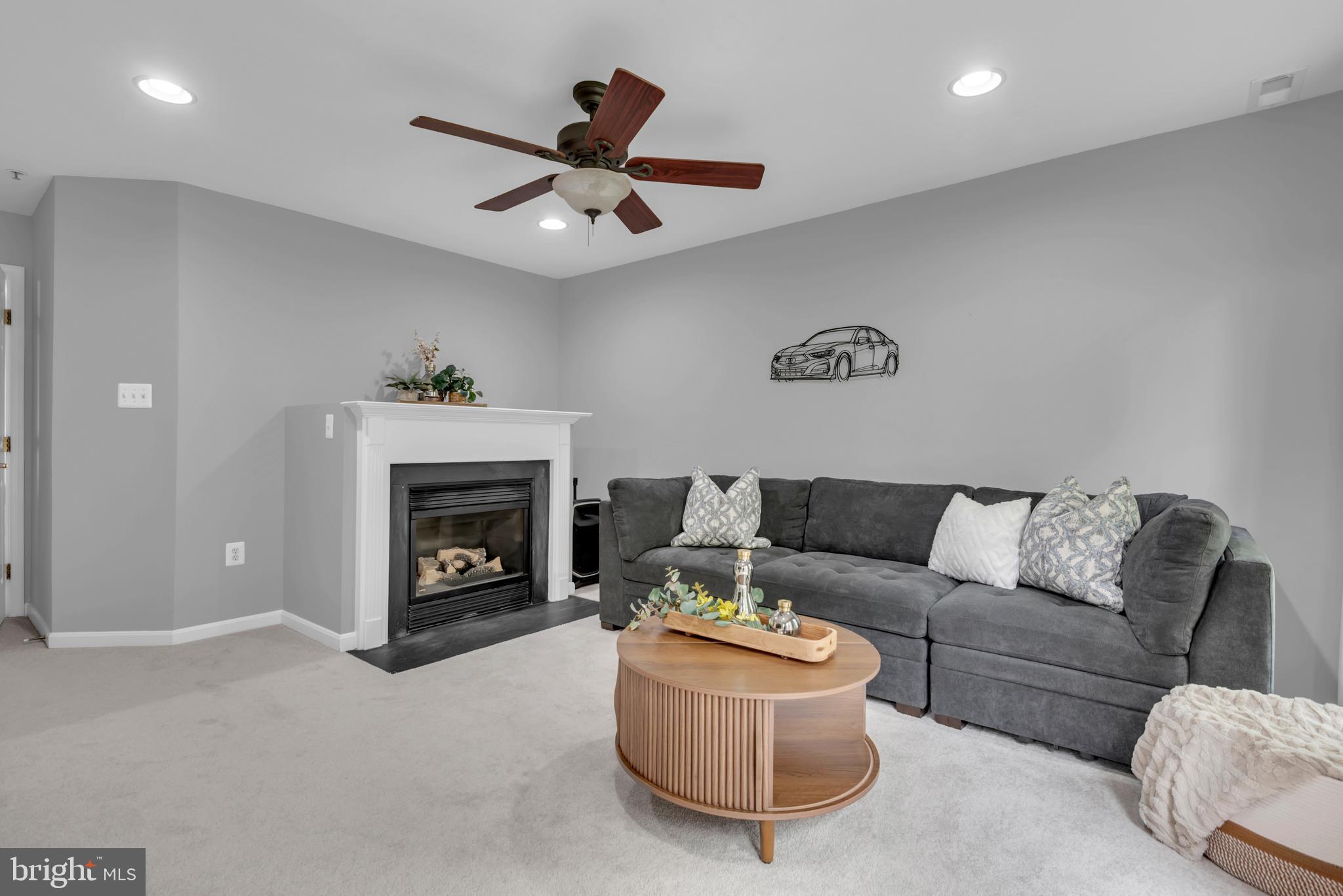 APPLEGATE NORTH - Residential