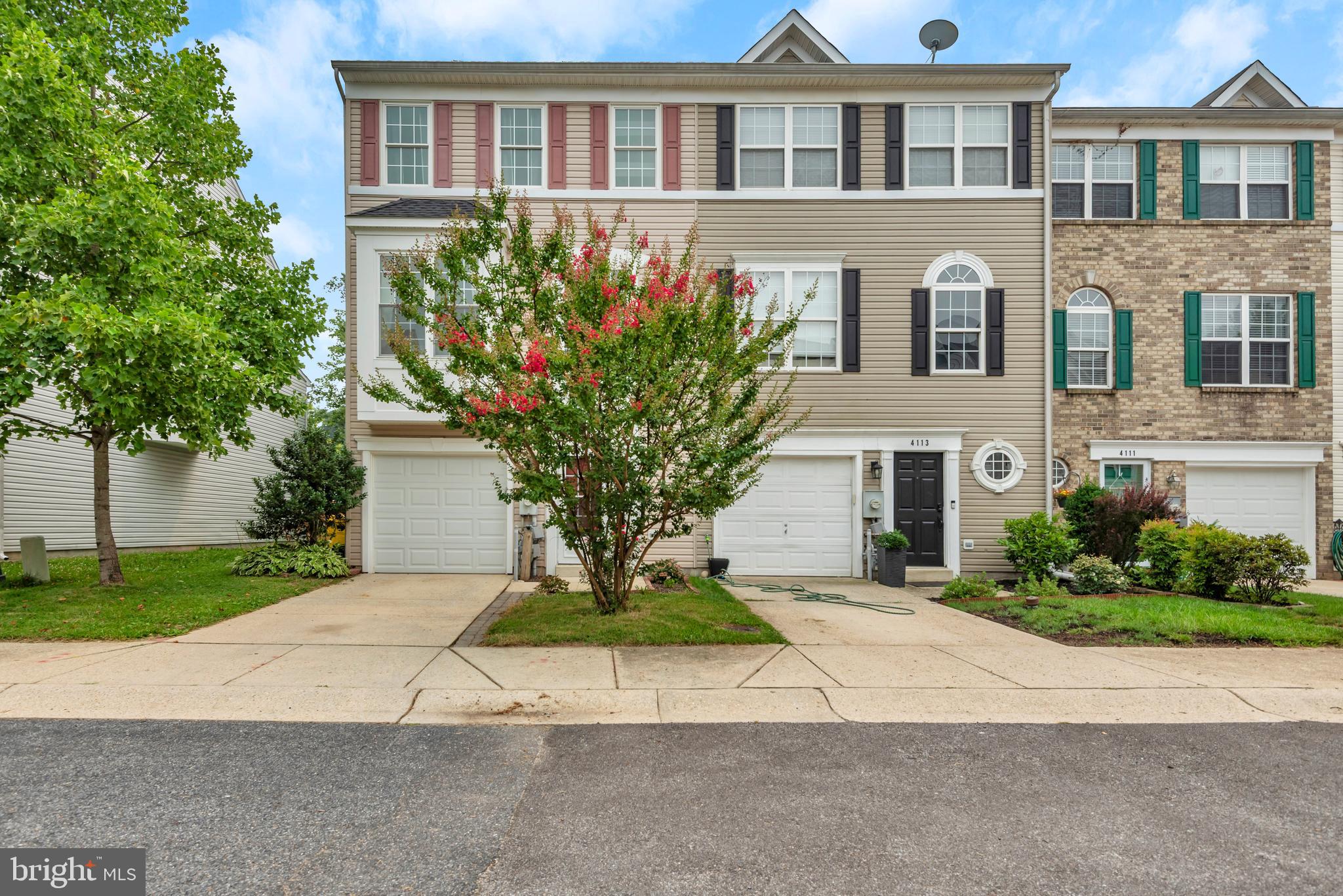 APPLEGATE NORTH - Residential