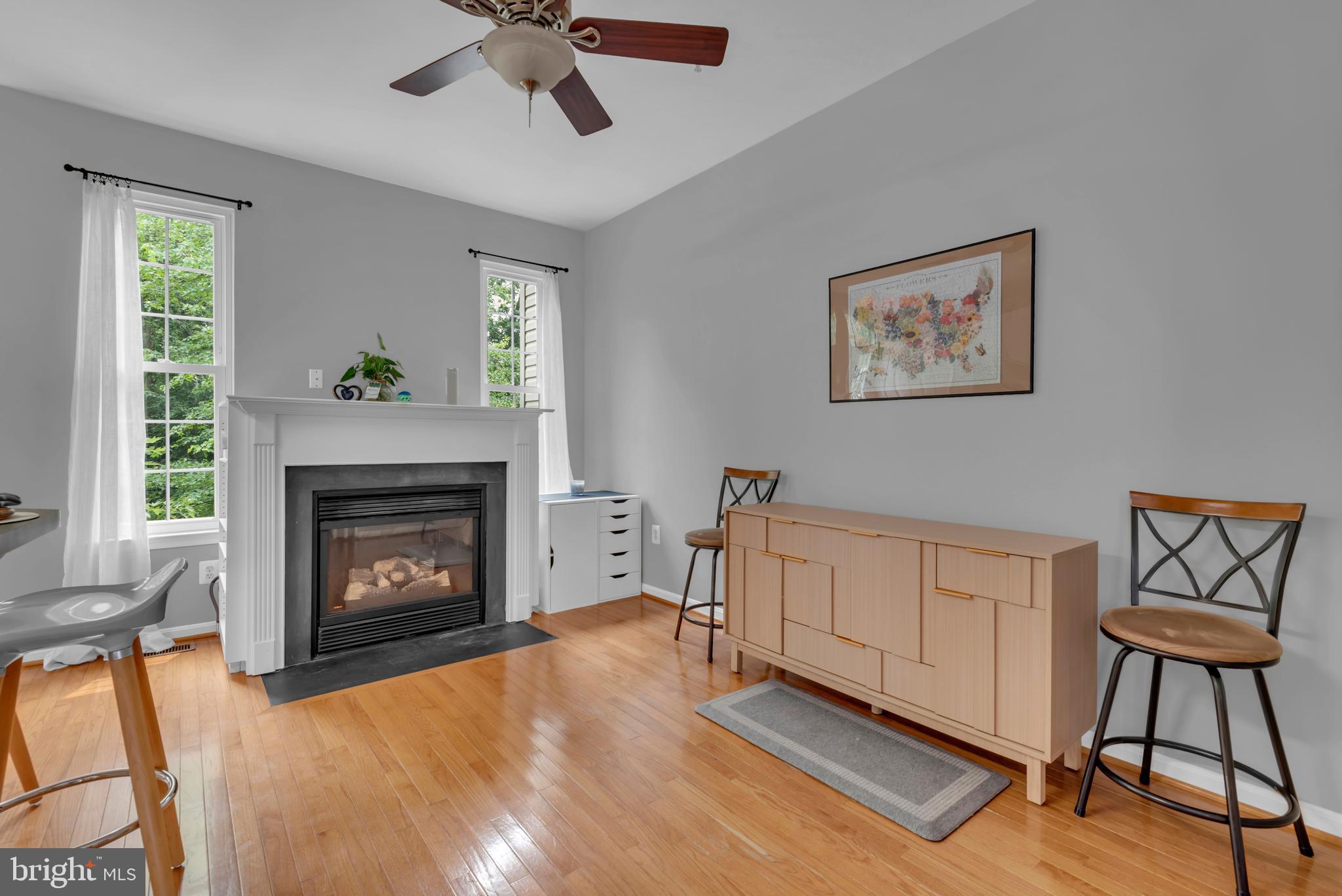 APPLEGATE NORTH - Residential