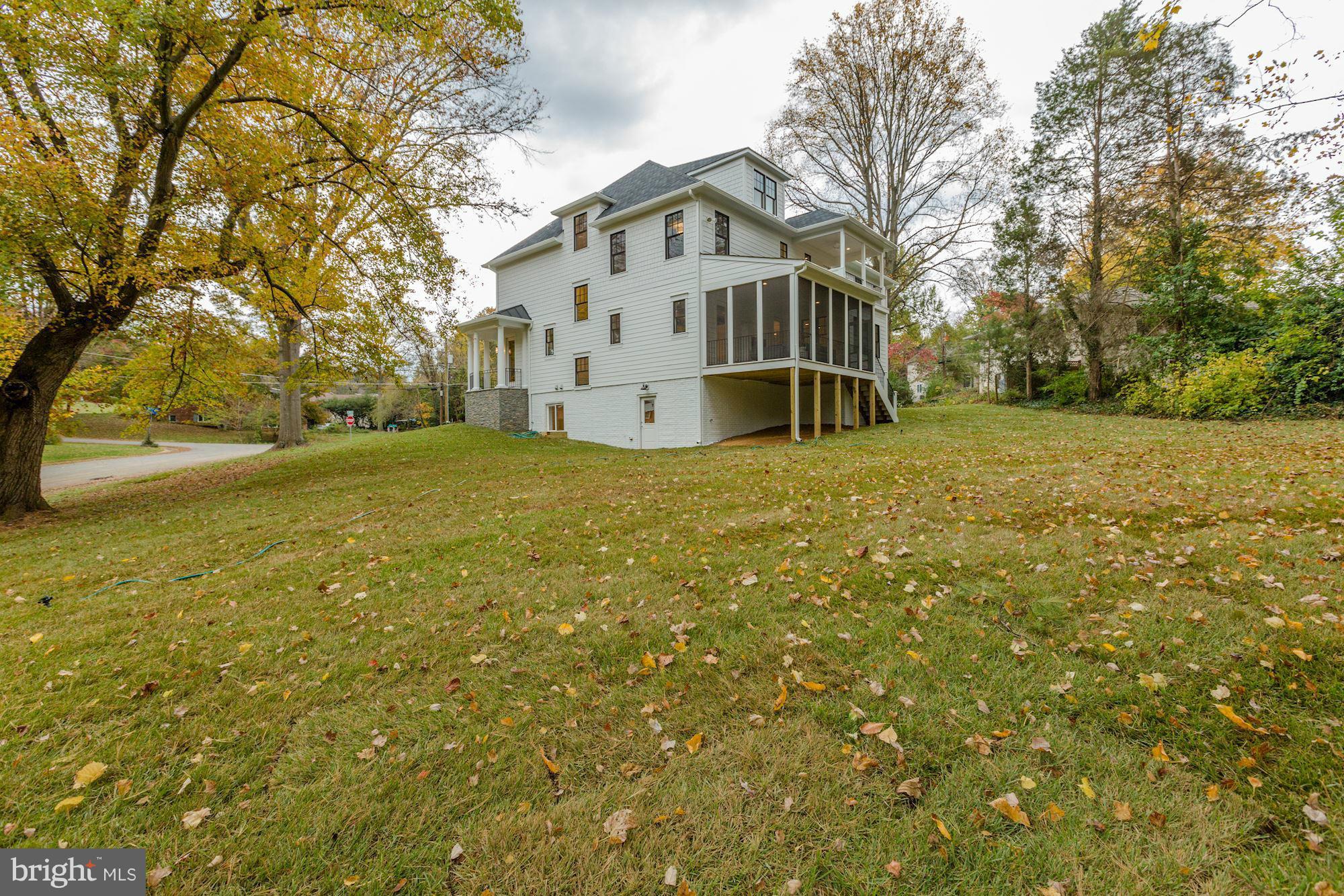 WEST LANGLEY - Residential