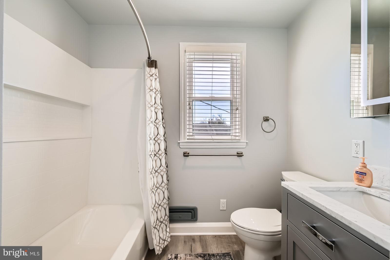 NORTHWOOD - Residential