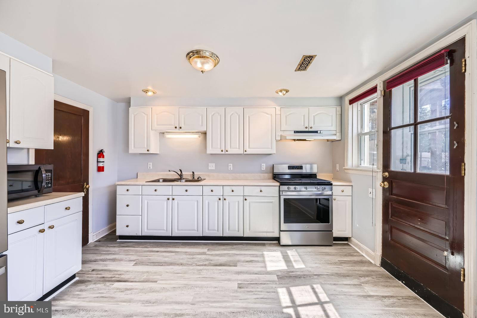 NORTHWOOD - Residential