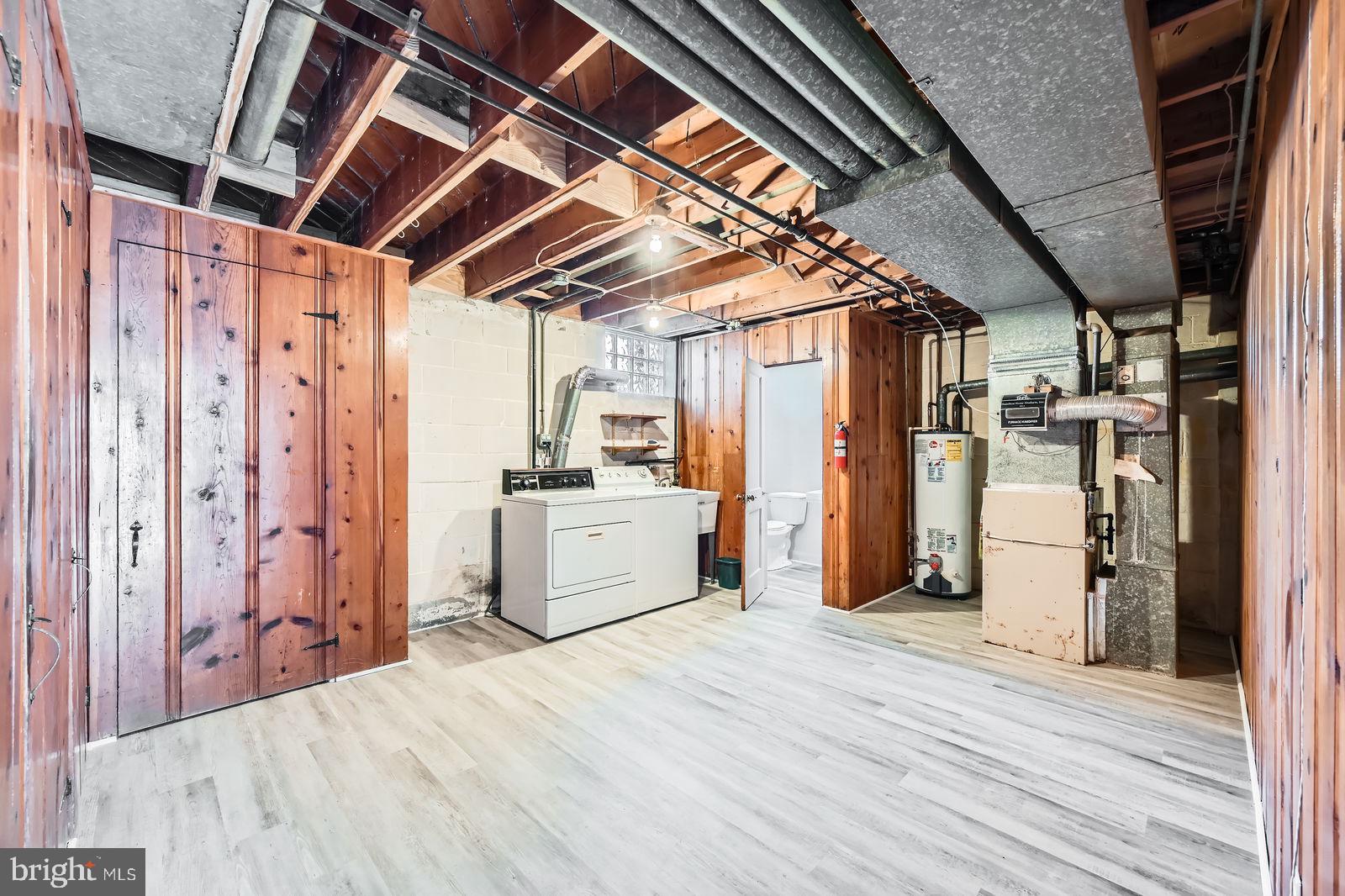 NORTHWOOD - Residential