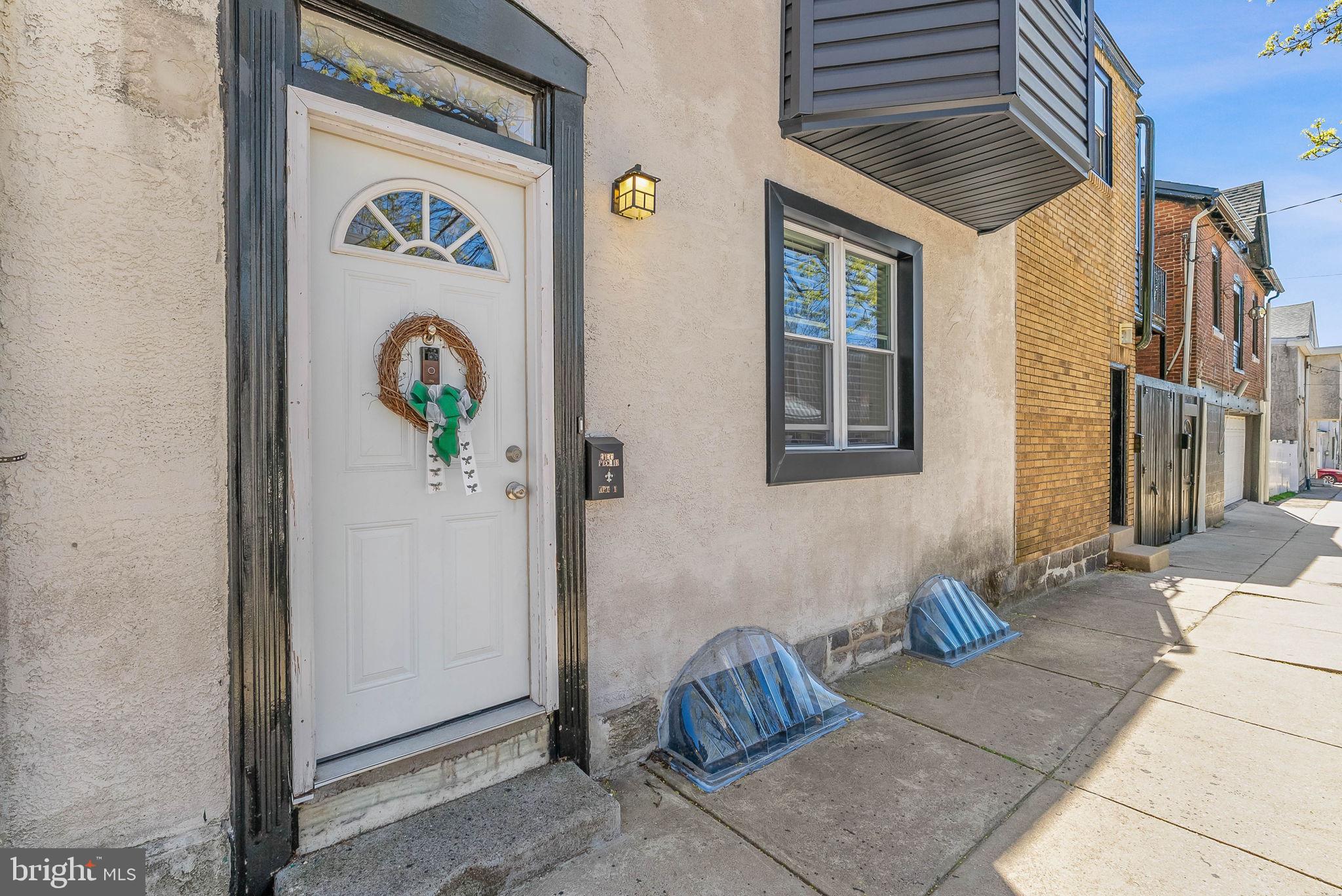 ROXBOROUGH - Residential