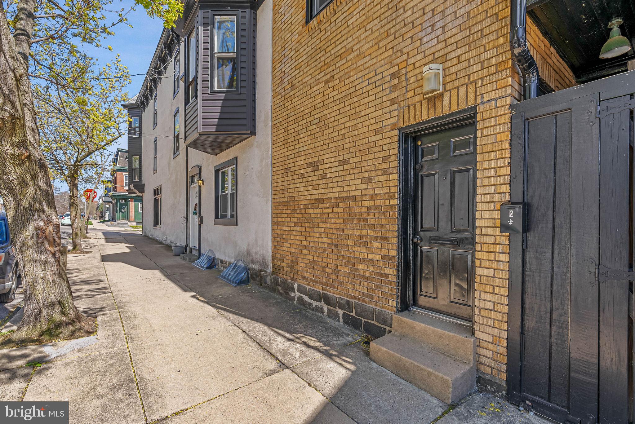ROXBOROUGH - Residential