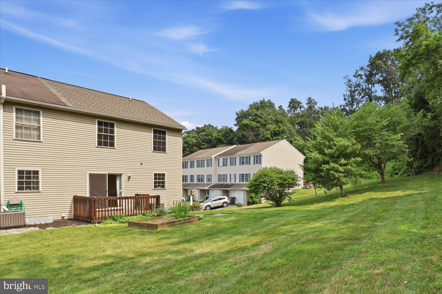 OAK RIDGE COMMONS - Residential