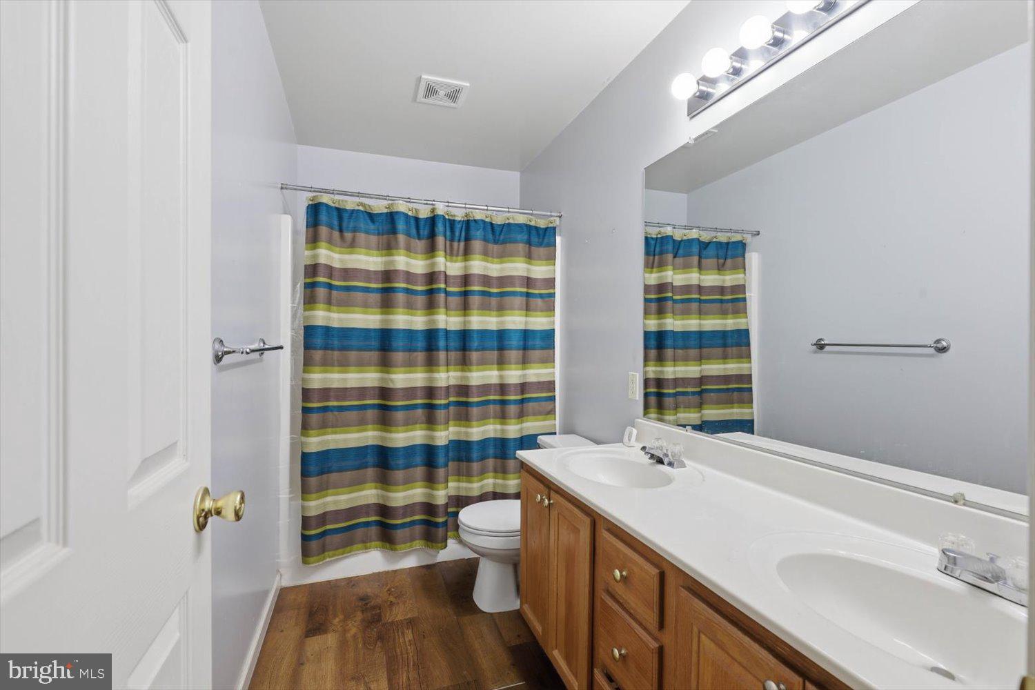 OAK RIDGE COMMONS - Residential