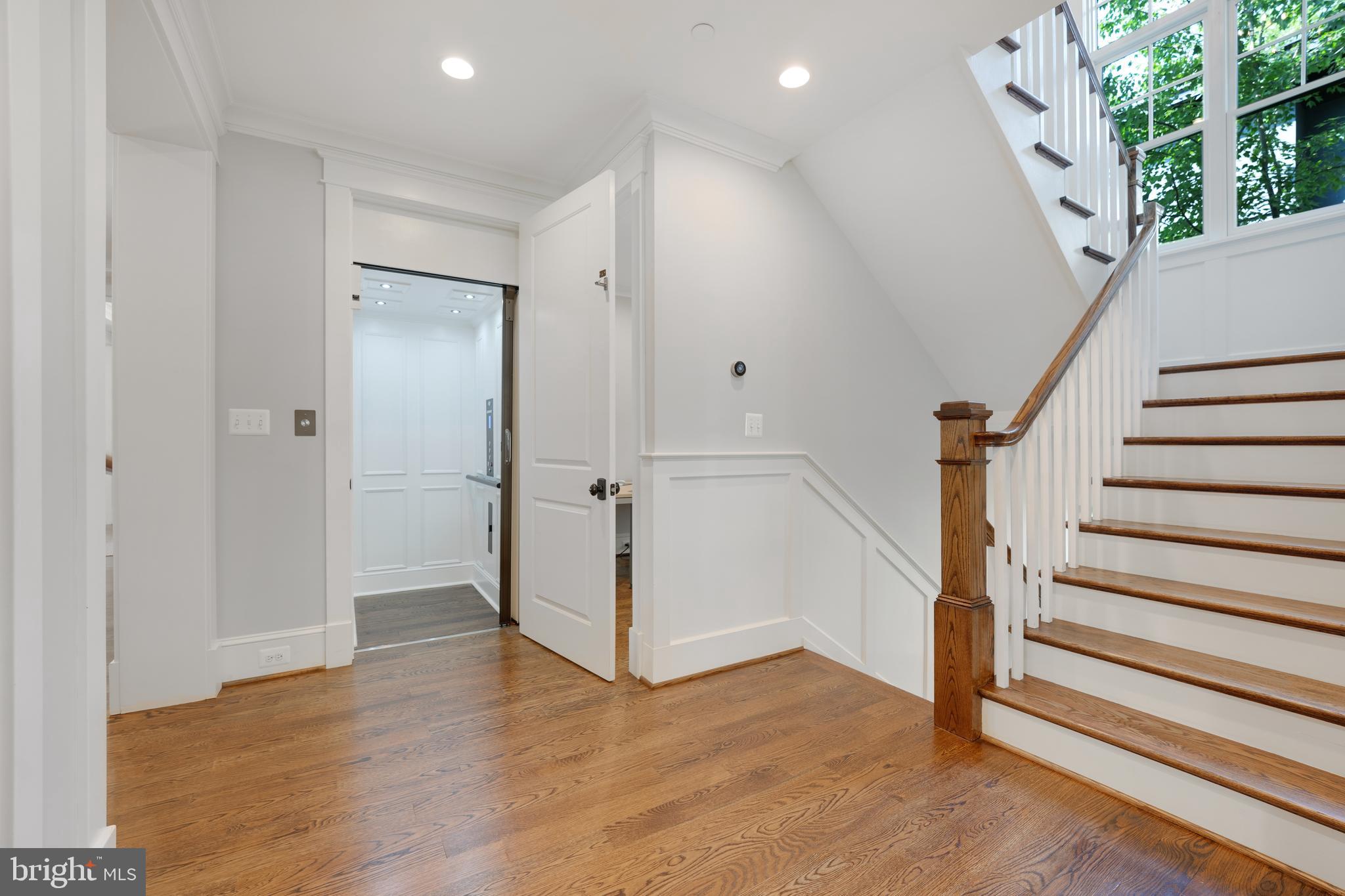 CHEVY CHASE - Residential