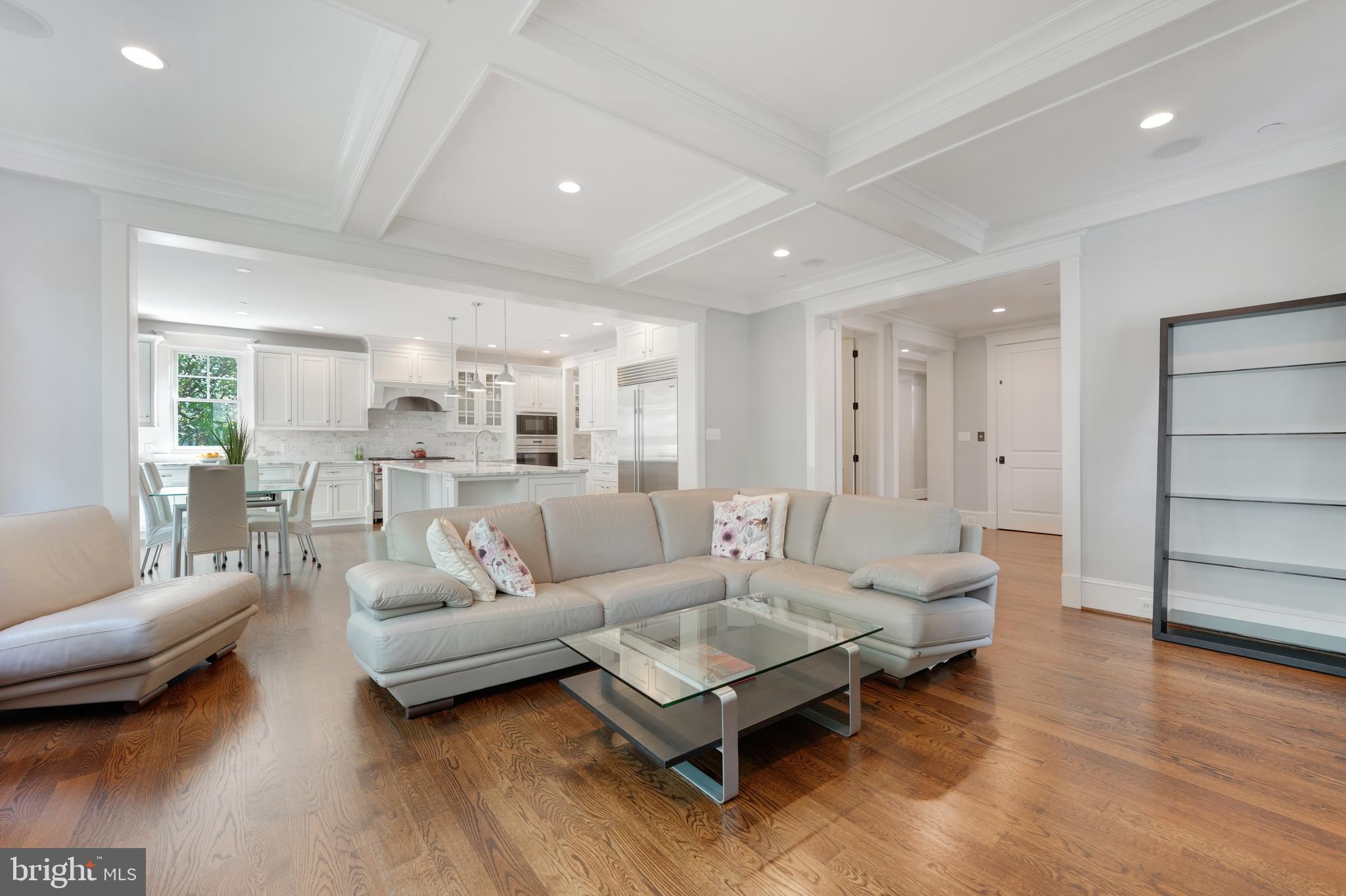 CHEVY CHASE - Residential