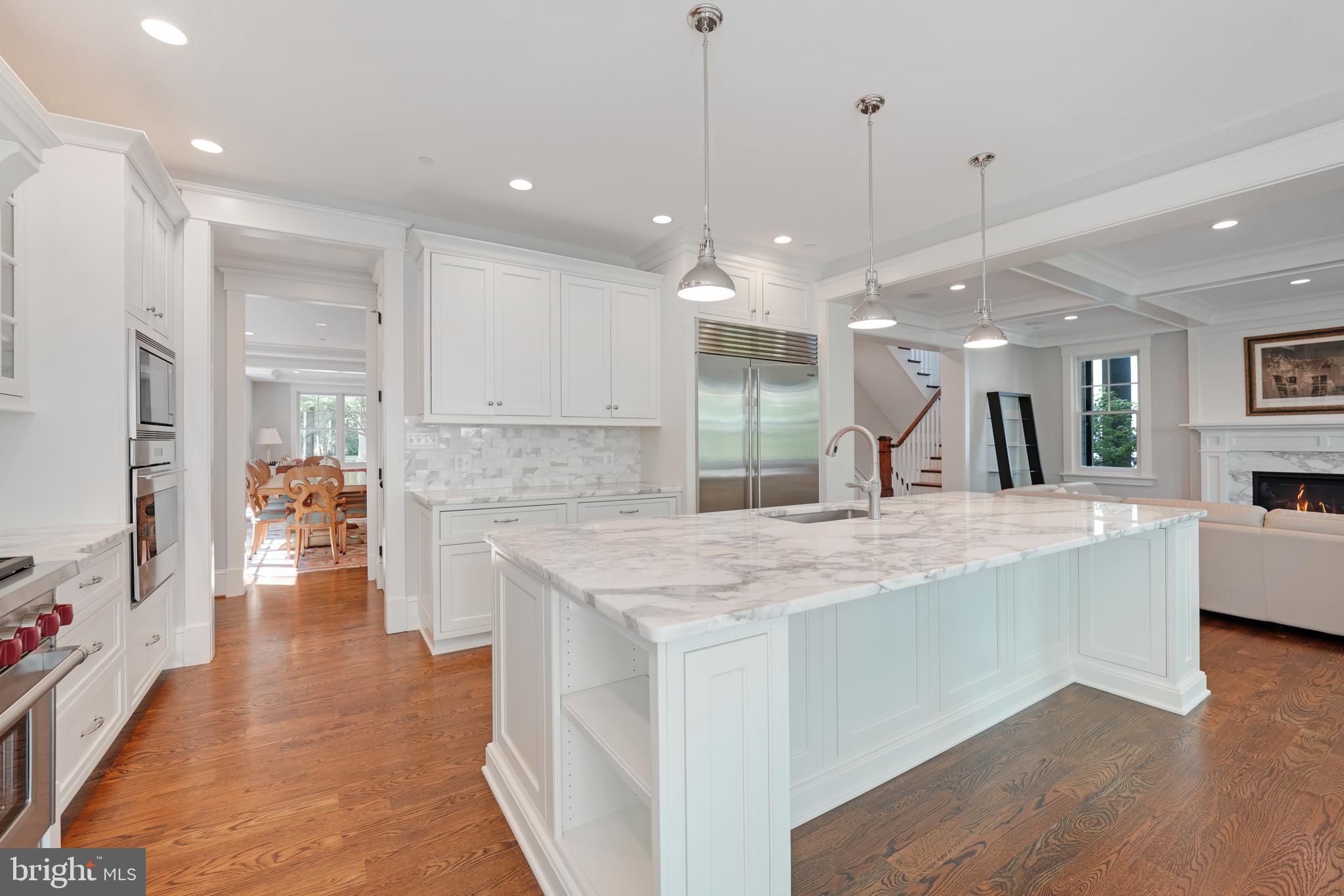 CHEVY CHASE - Residential