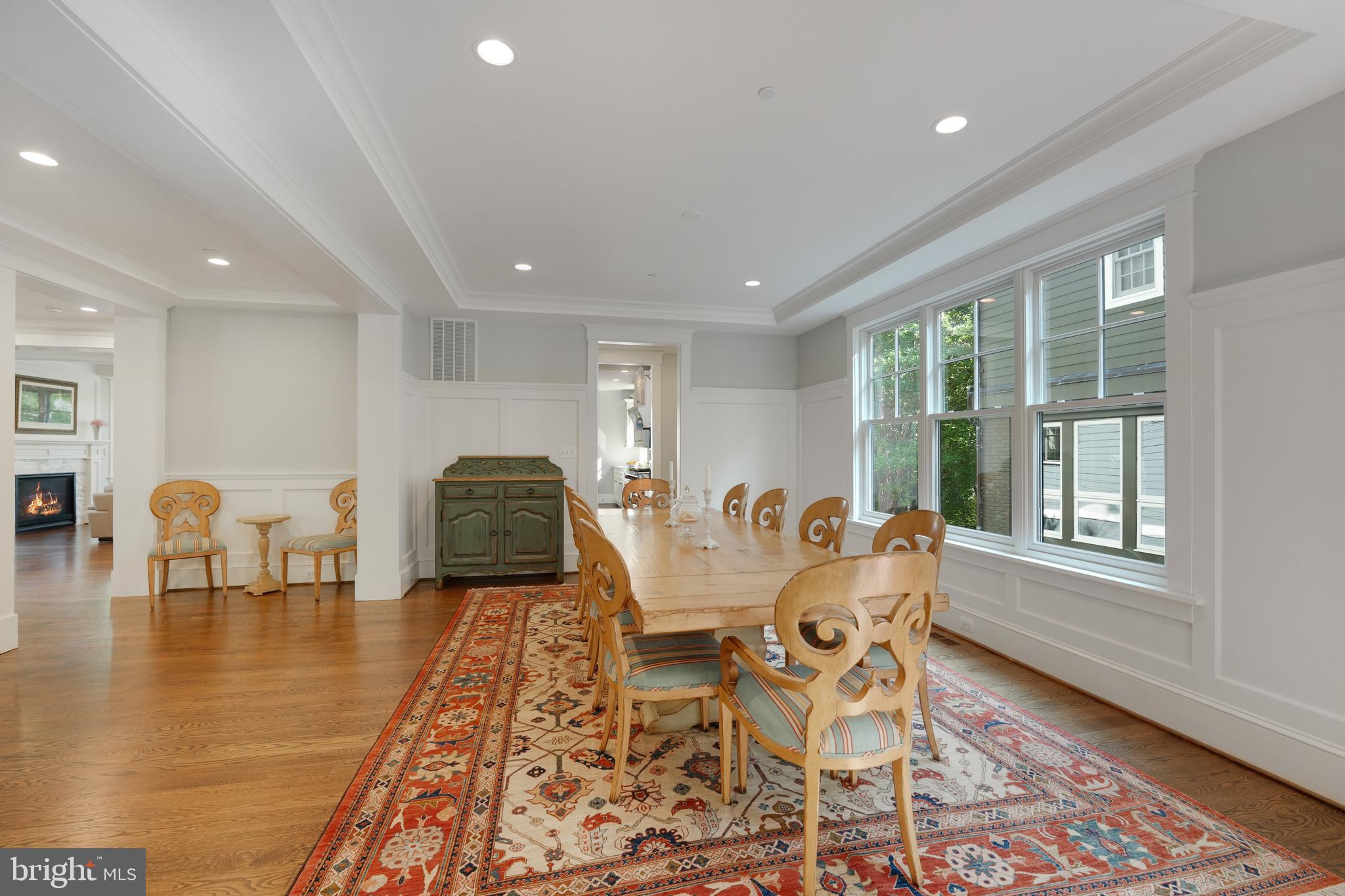 CHEVY CHASE - Residential