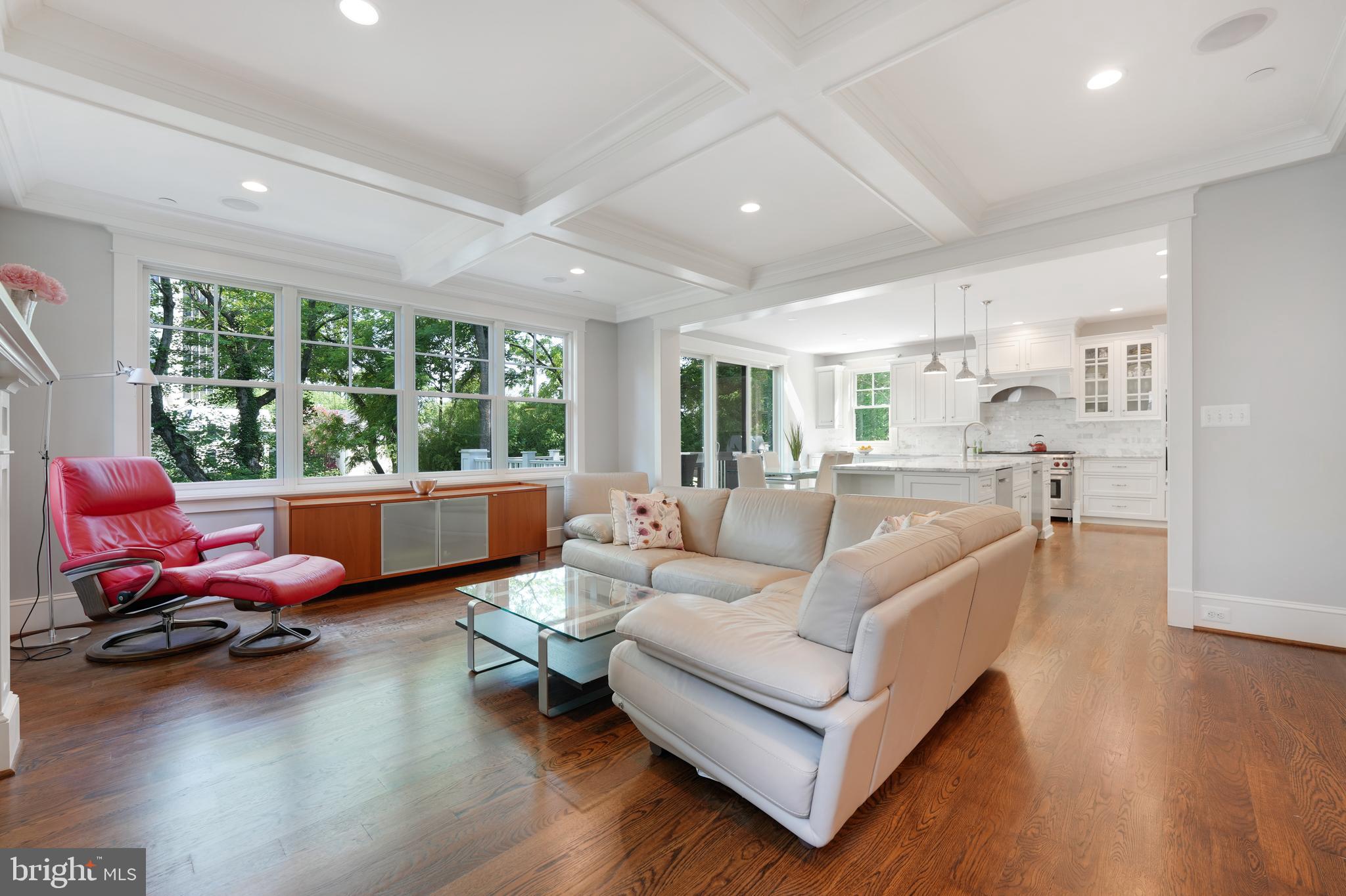 CHEVY CHASE - Residential