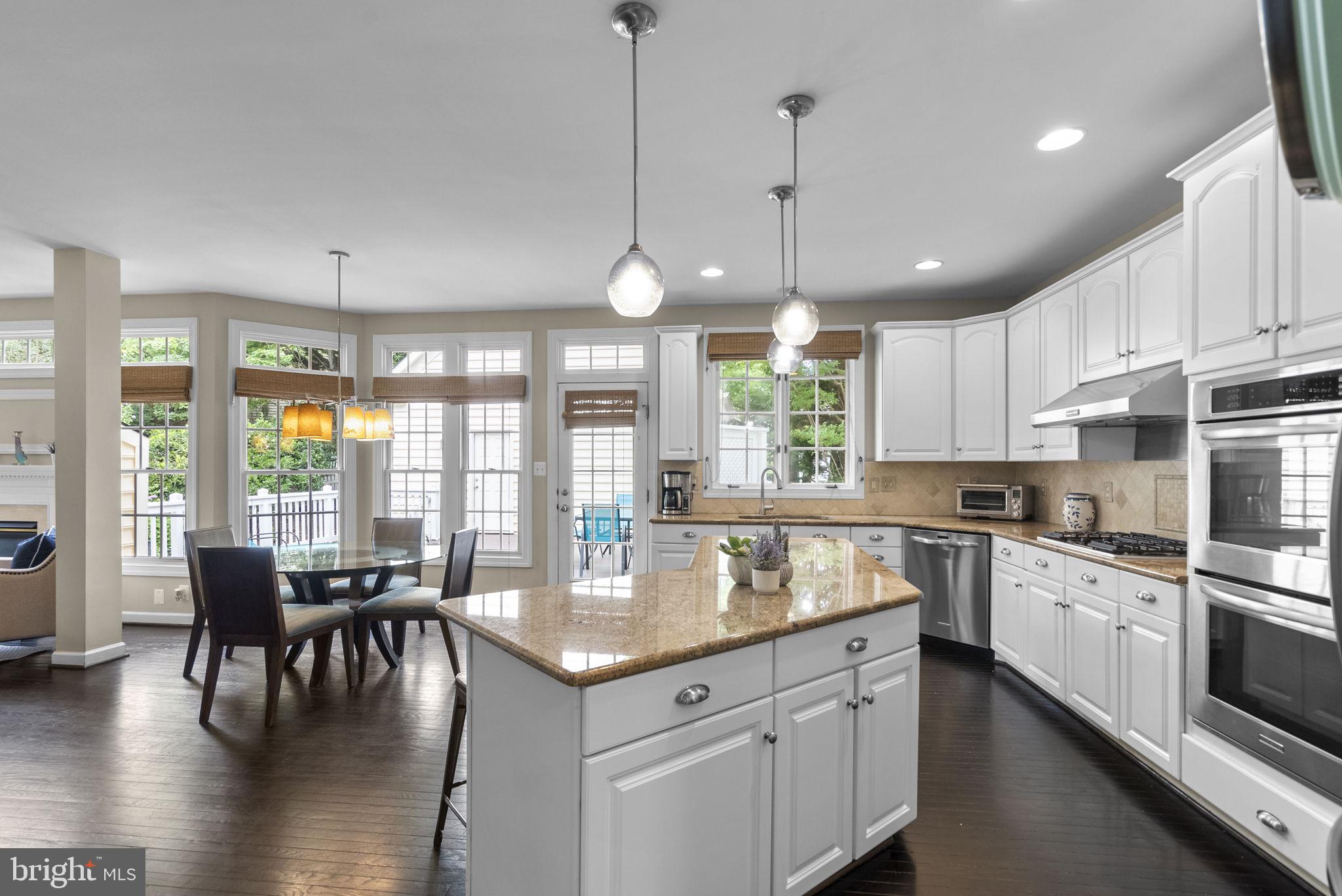 LAKELANDS - Residential