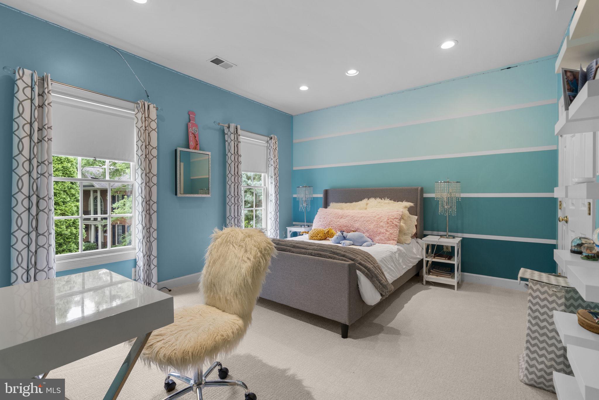 LAKELANDS - Residential