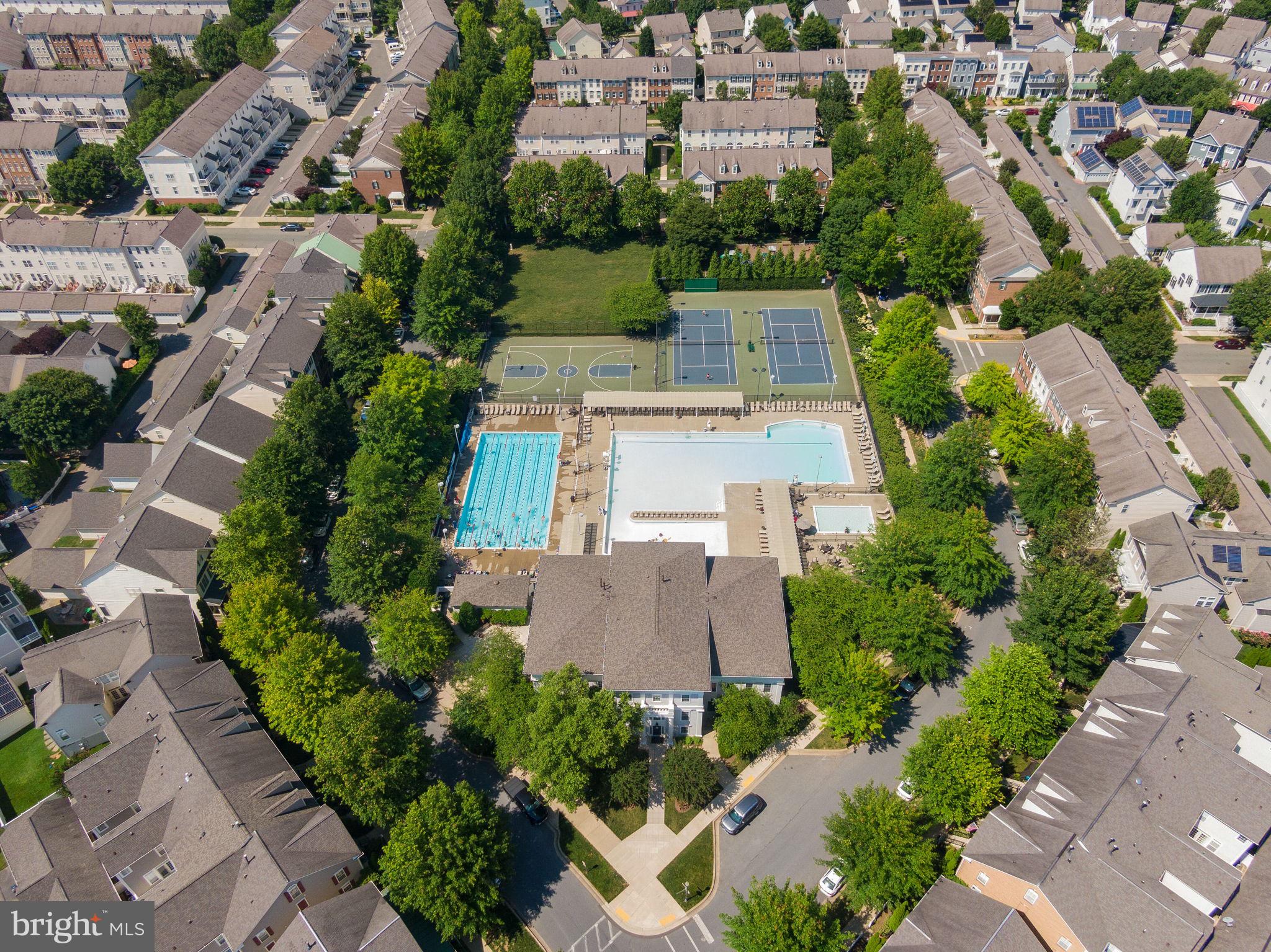 LAKELANDS - Residential
