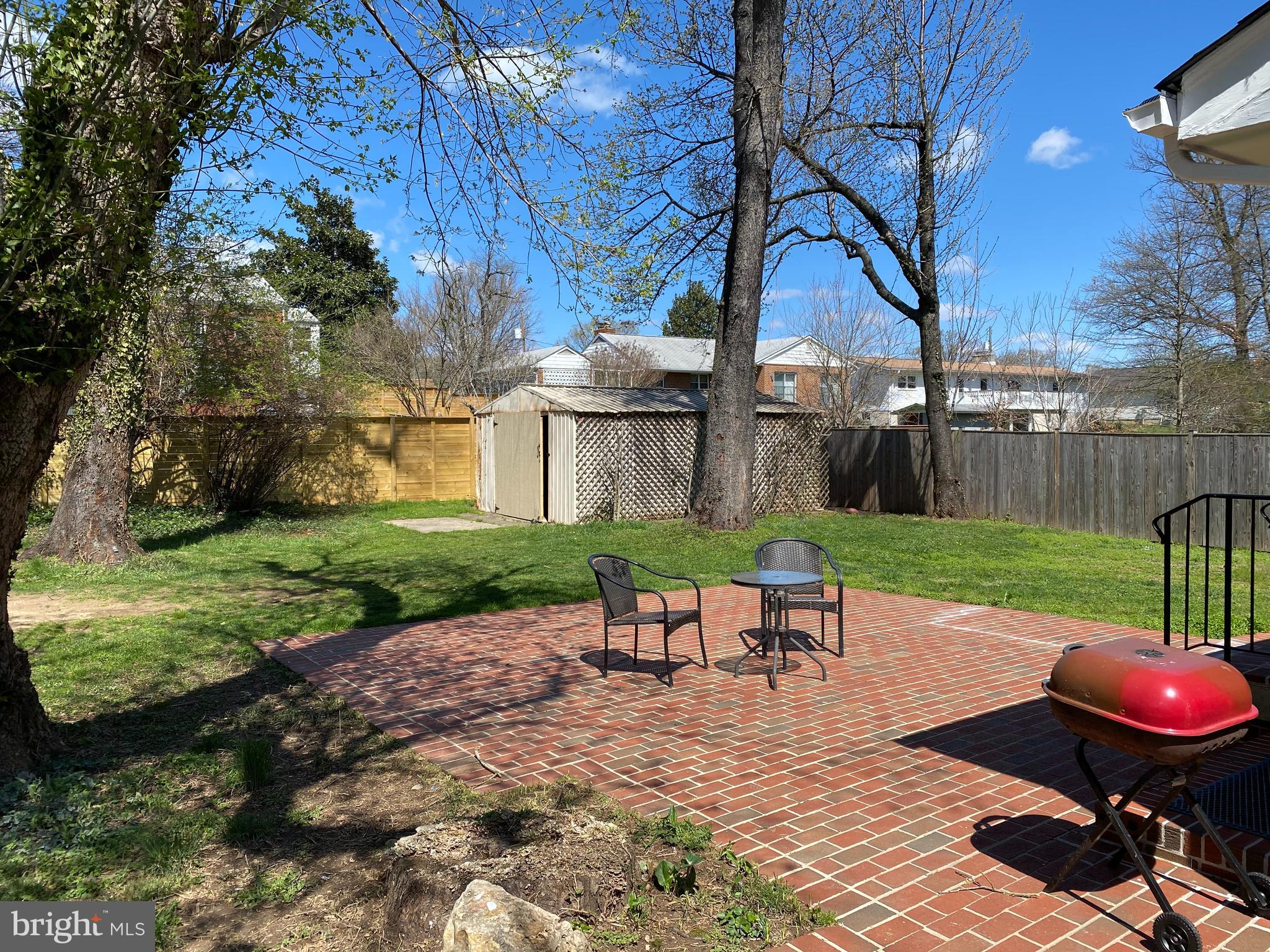 HOLMES - Residential Lease