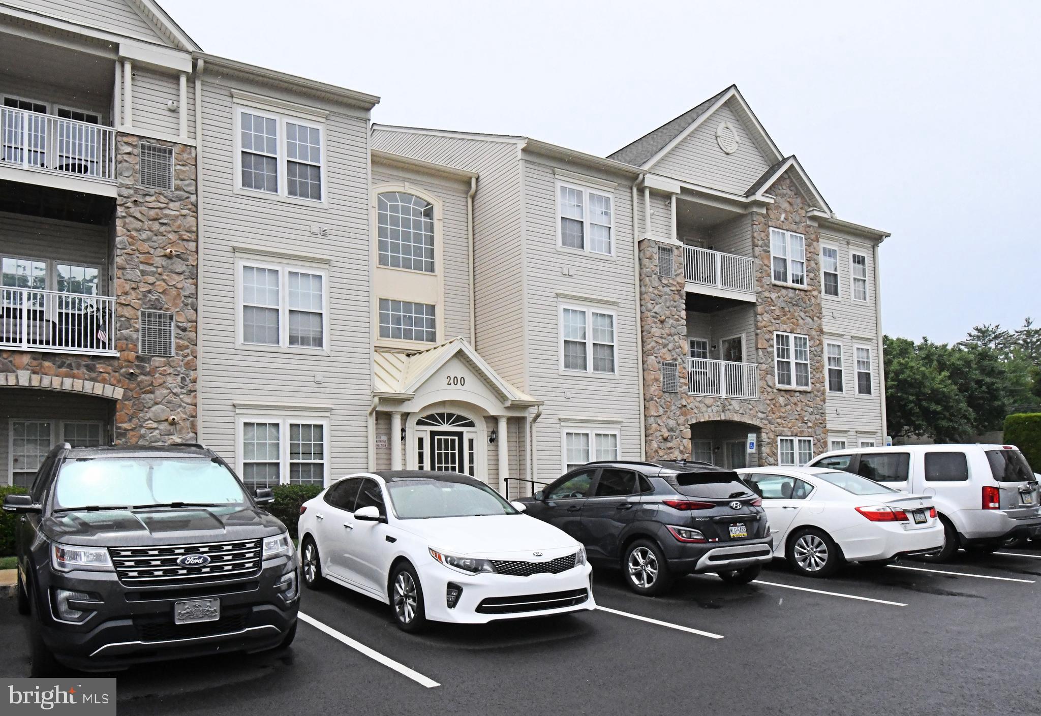 FOREST RIDGE - Residential