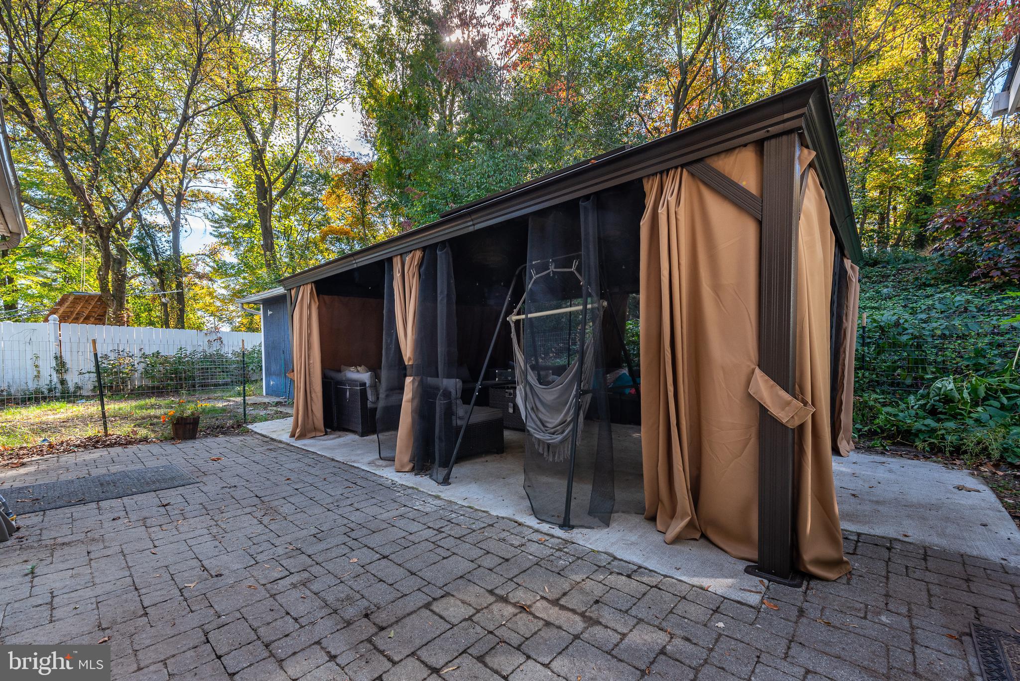MILLERSVILLE - Residential