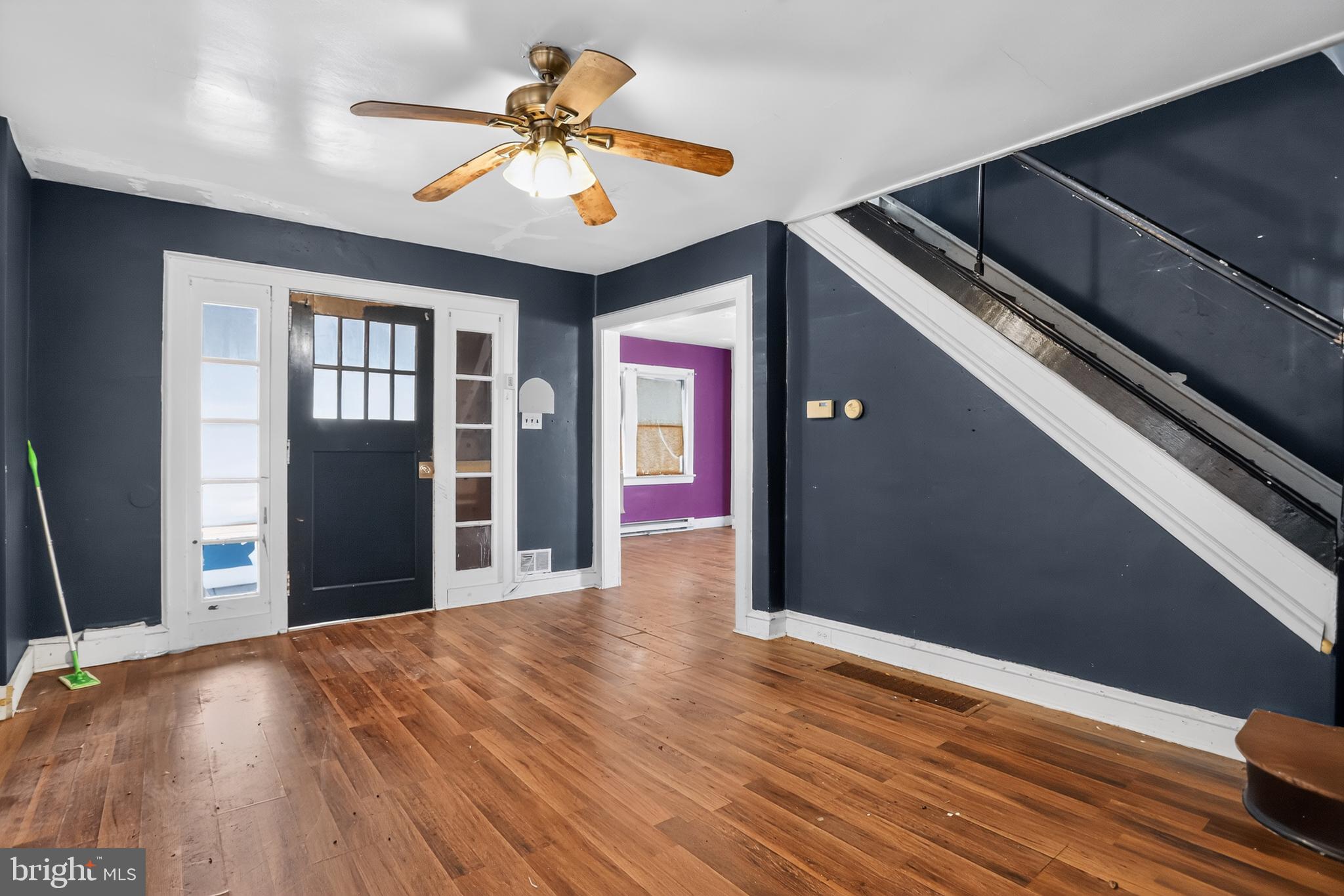 LAWNCREST - Residential