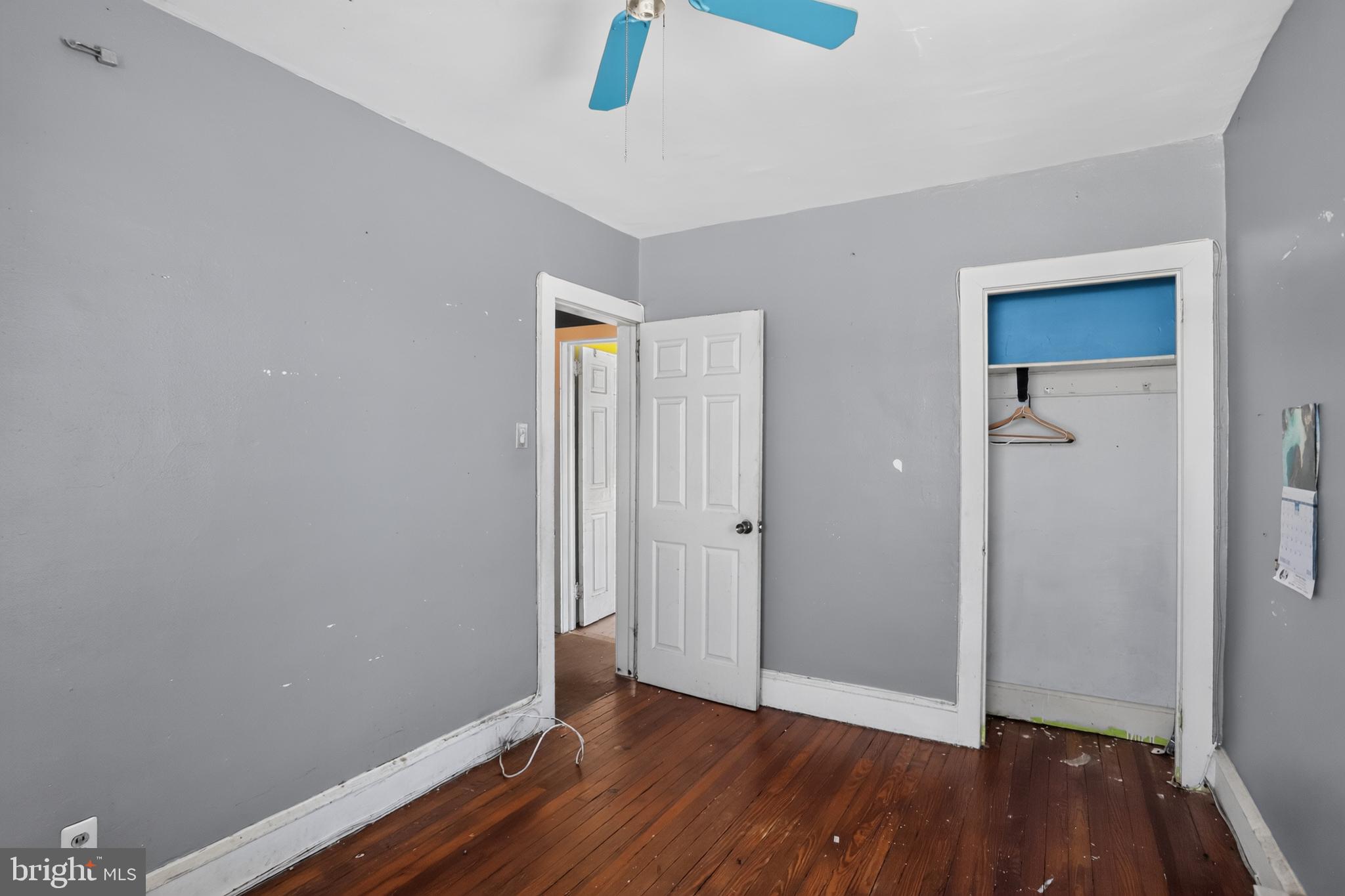 LAWNCREST - Residential