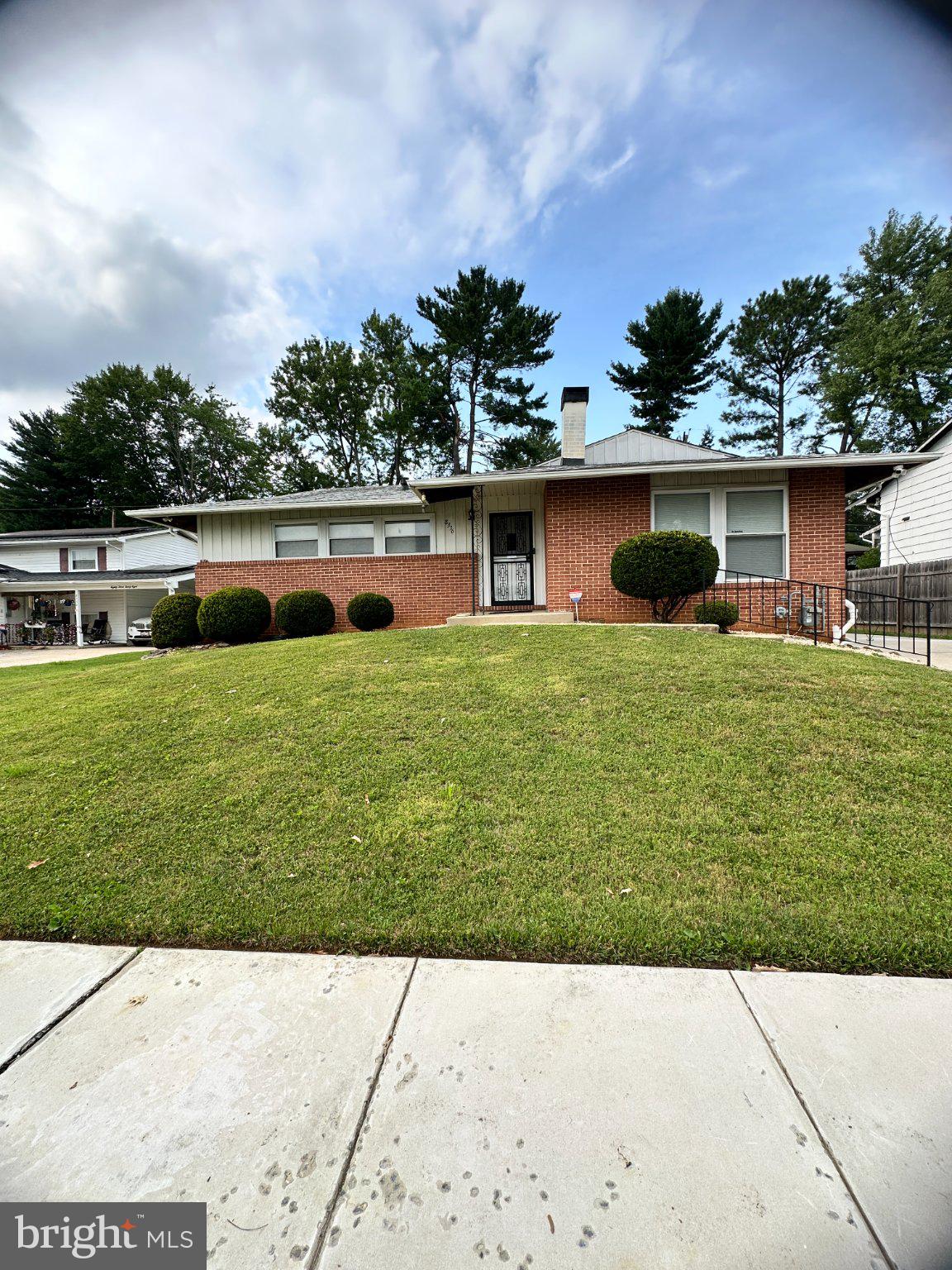 LAYDON PARK - Residential