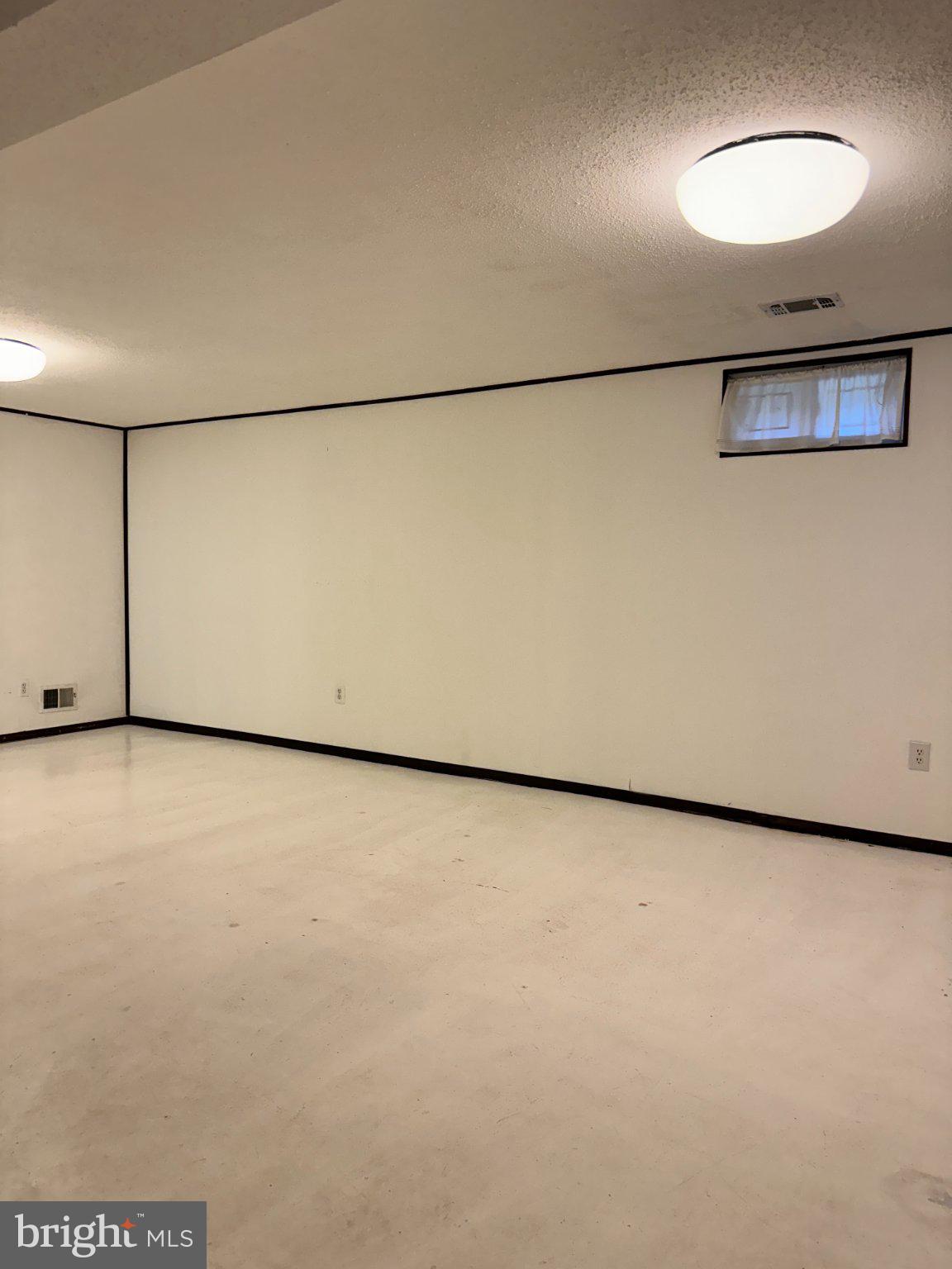 LAYDON PARK - Residential