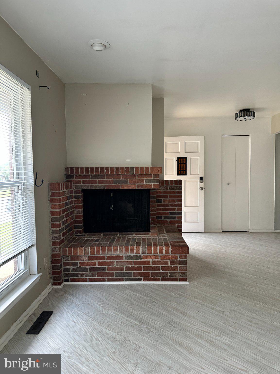 LAYDON PARK - Residential