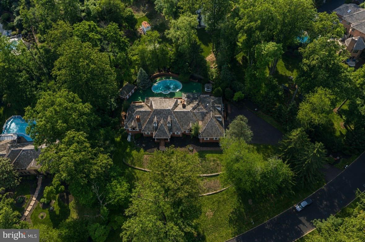 SPRINGTON POINTE - Residential