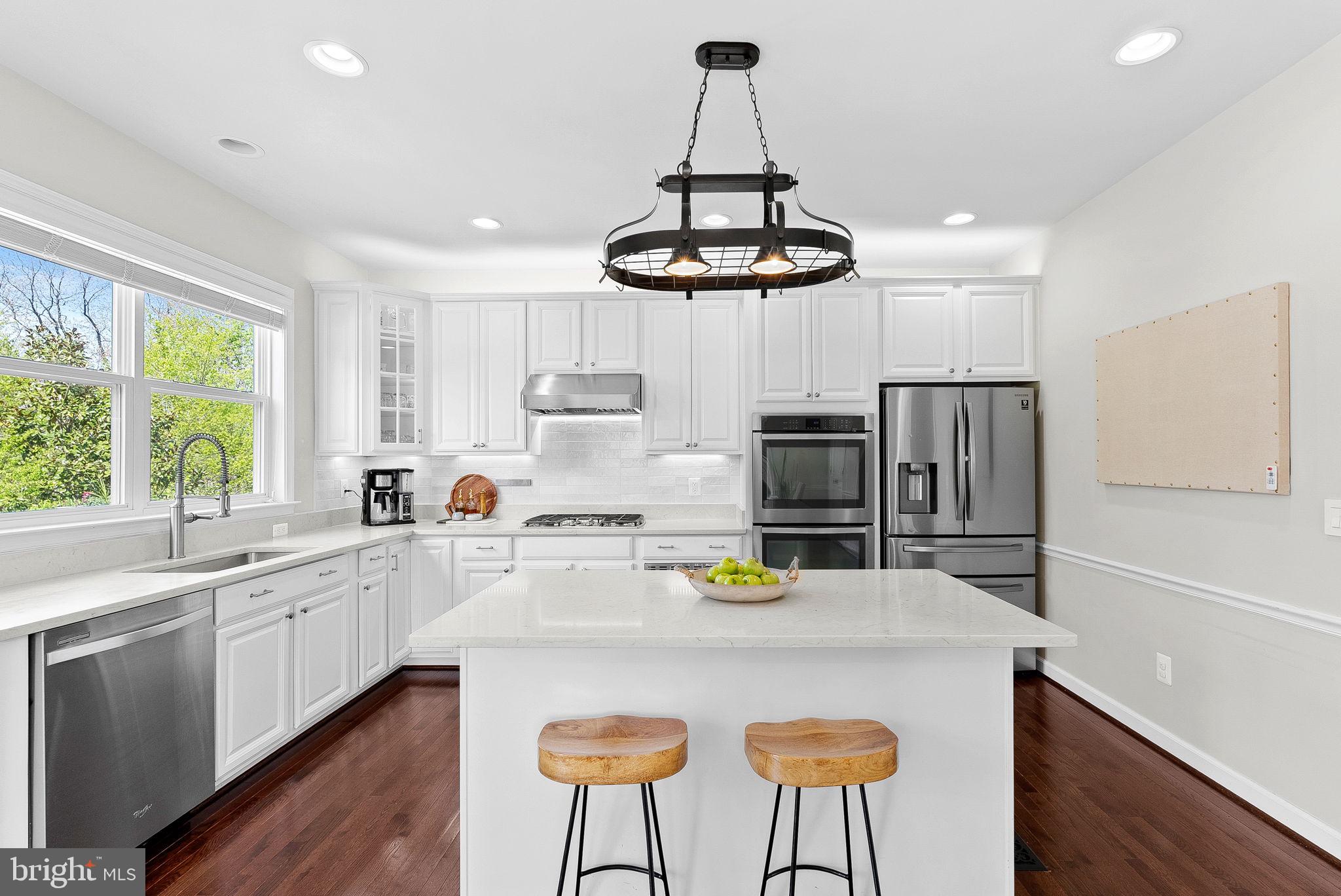 POTTERS GLEN - Residential Lease
