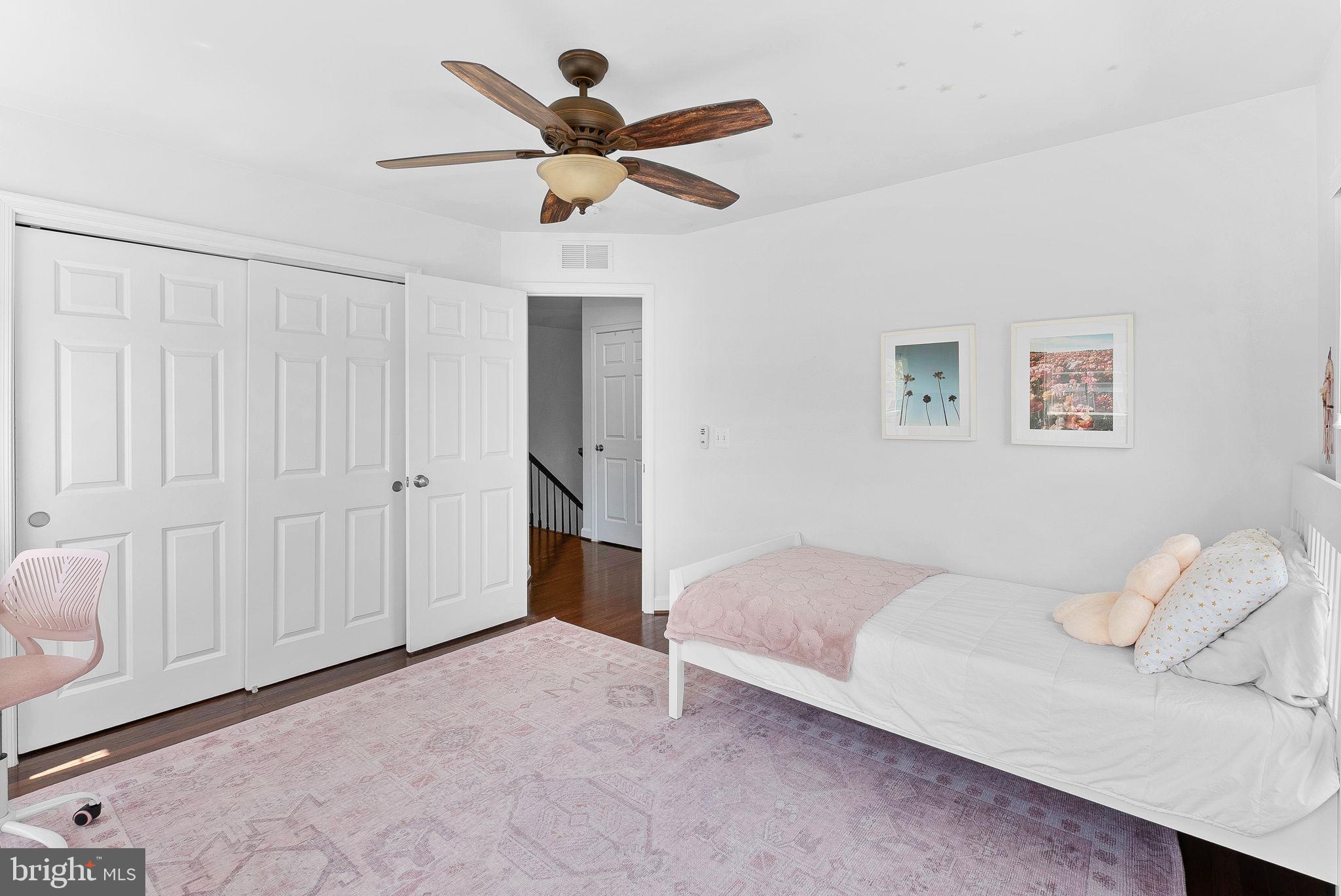 POTTERS GLEN - Residential Lease
