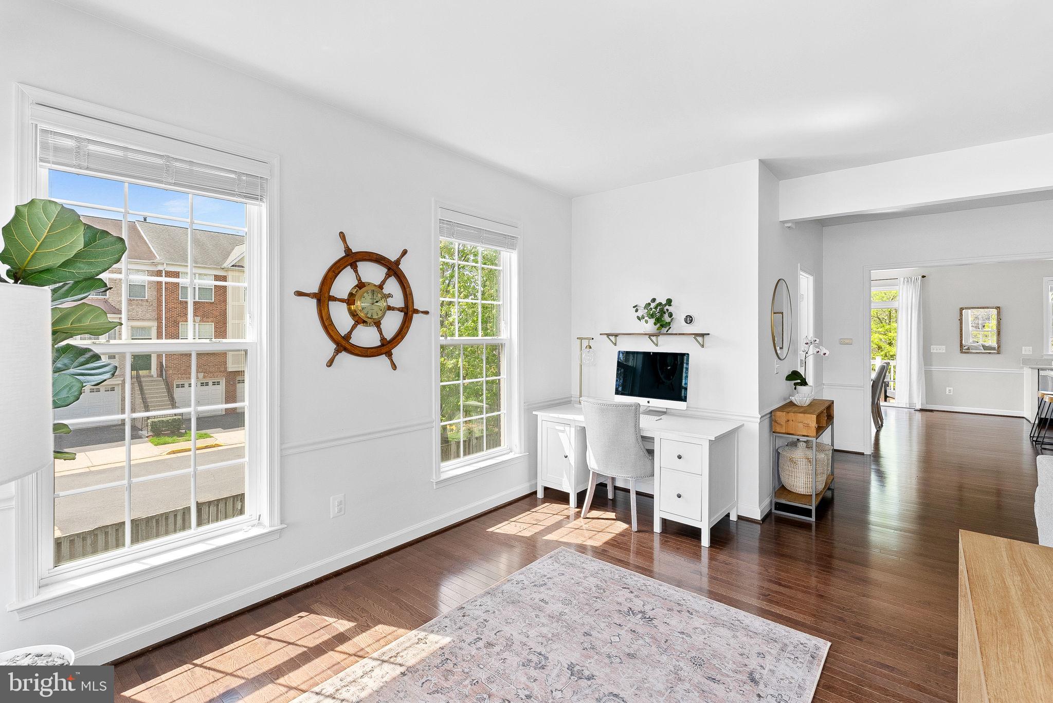 POTTERS GLEN - Residential Lease