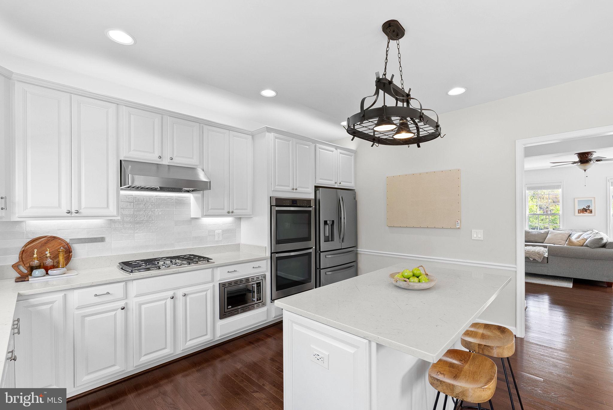 POTTERS GLEN - Residential Lease