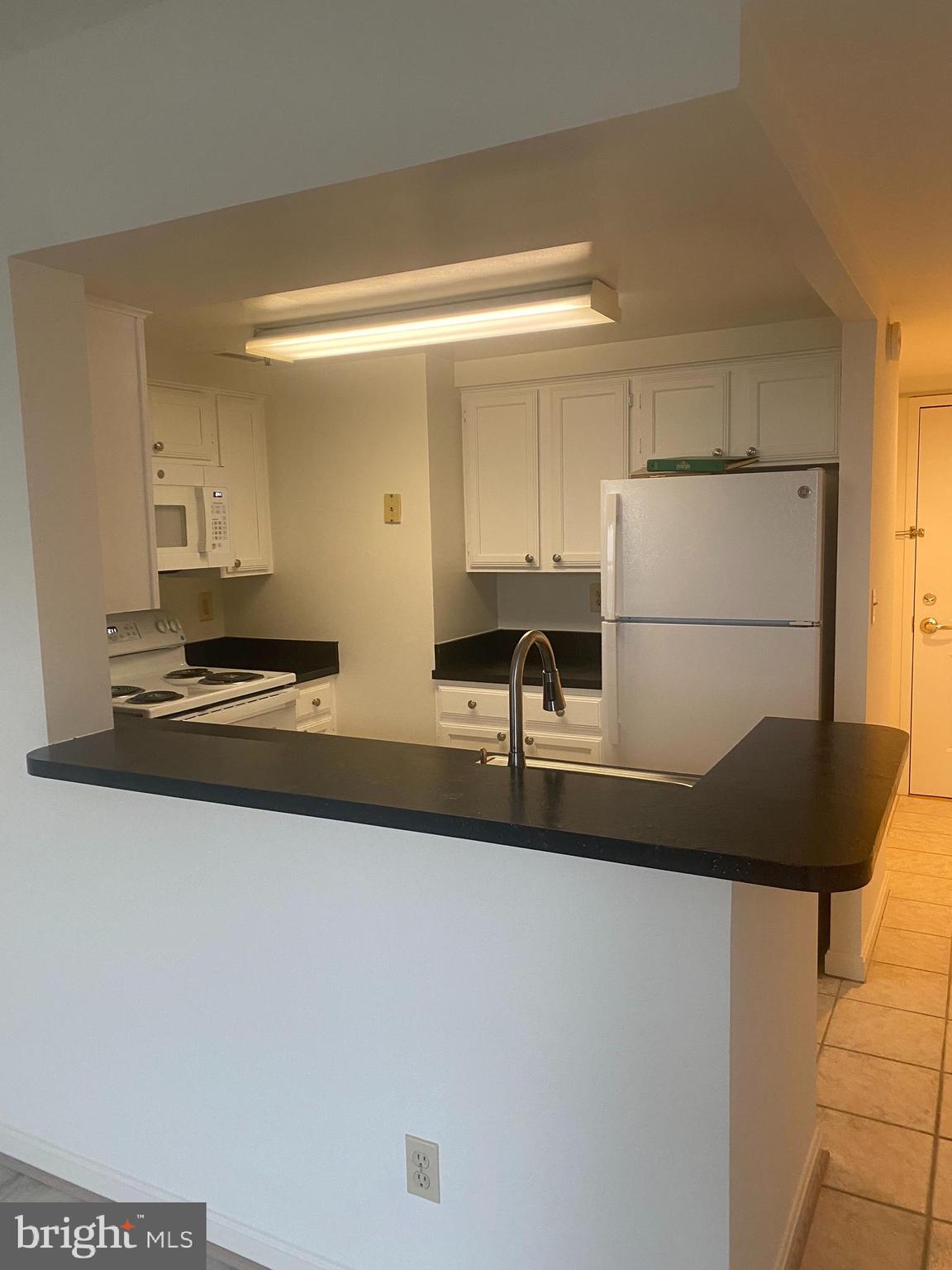 CHARLESTON CONDO - Residential Lease