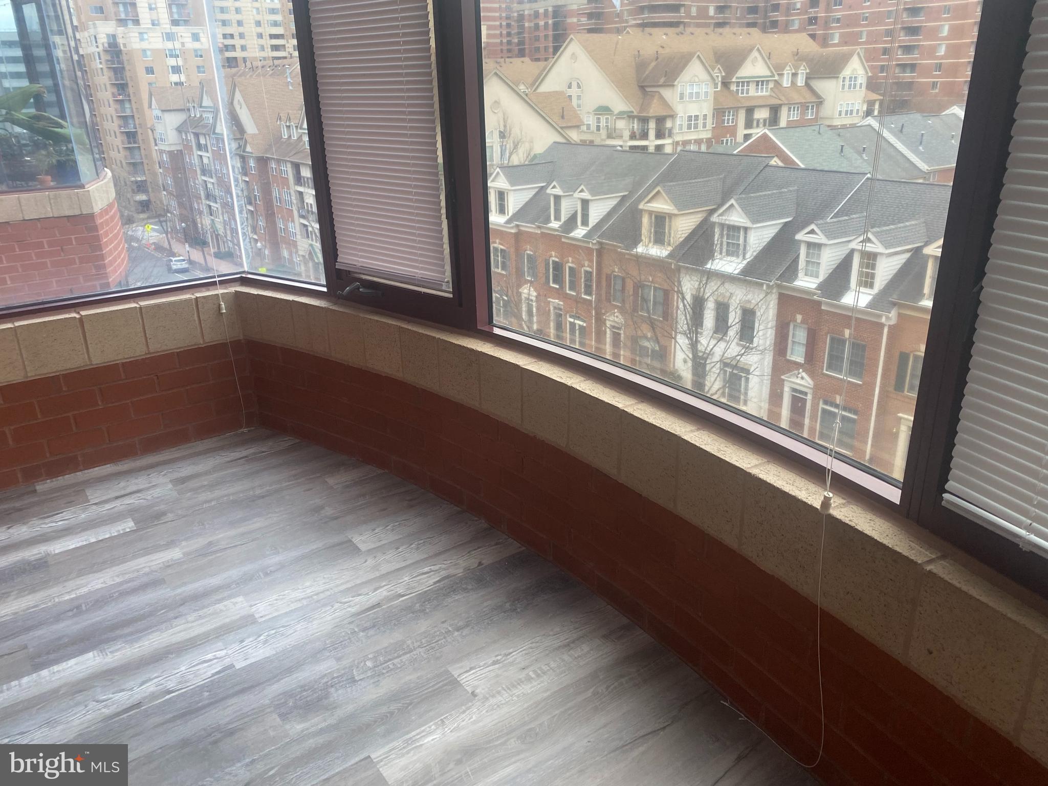 CHARLESTON CONDO - Residential Lease