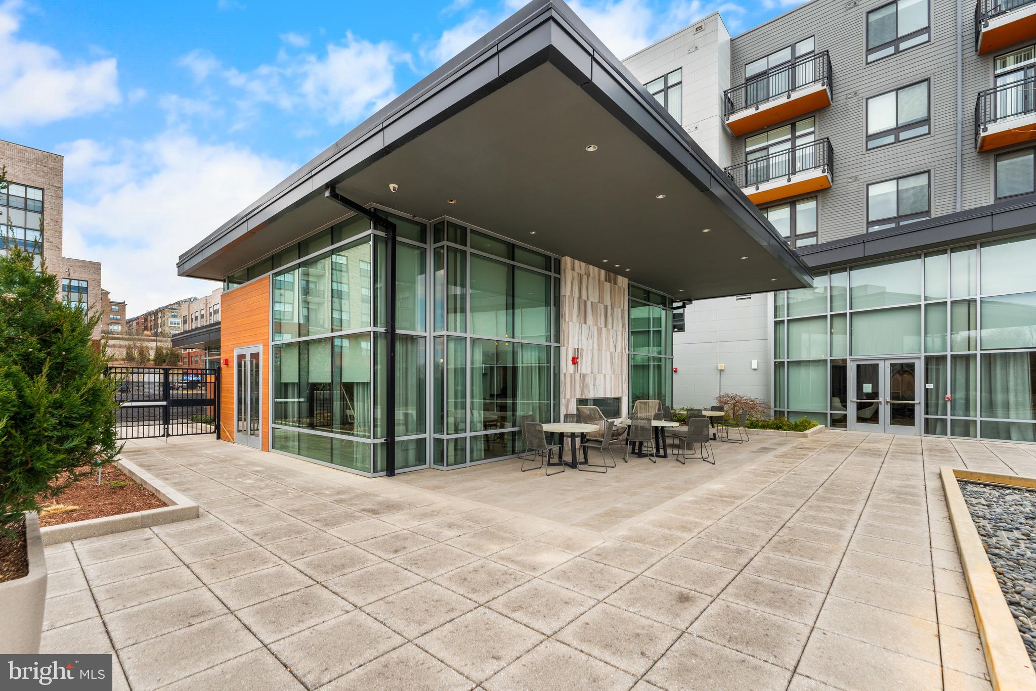 NATIONAL HARBOR - Residential