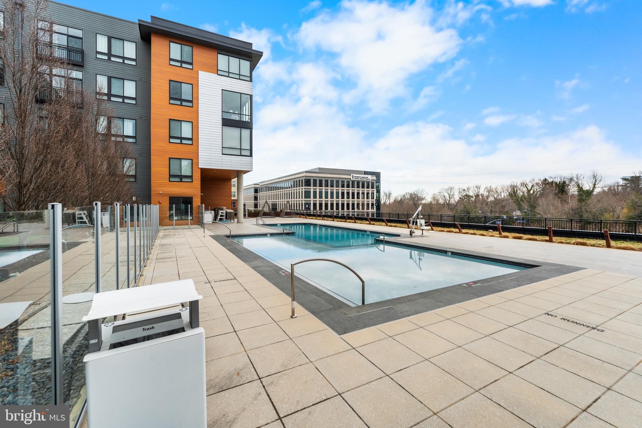 NATIONAL HARBOR - Residential