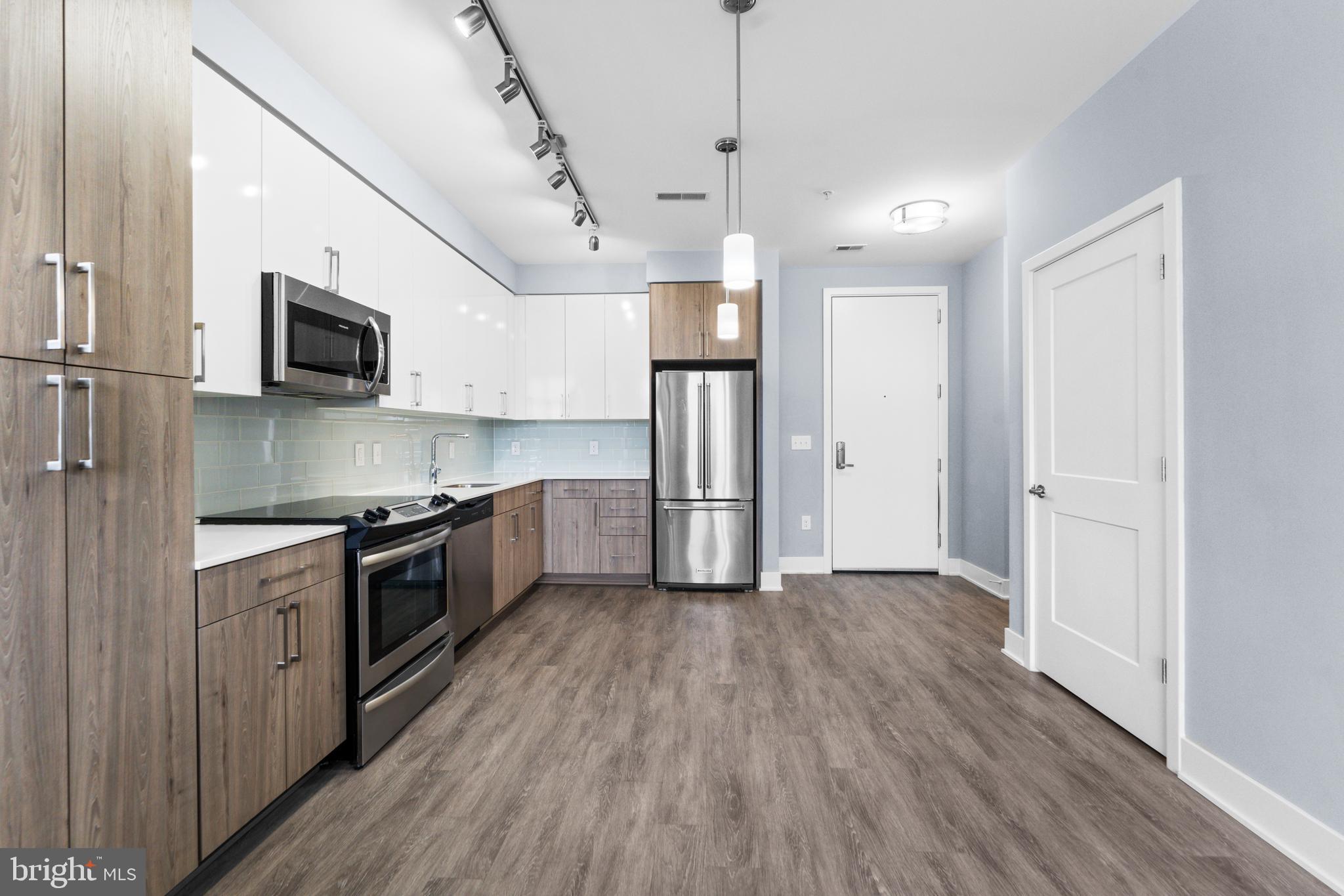 NATIONAL HARBOR - Residential