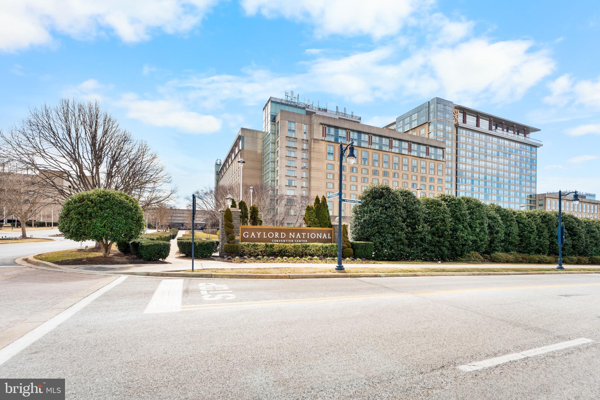 NATIONAL HARBOR - Residential