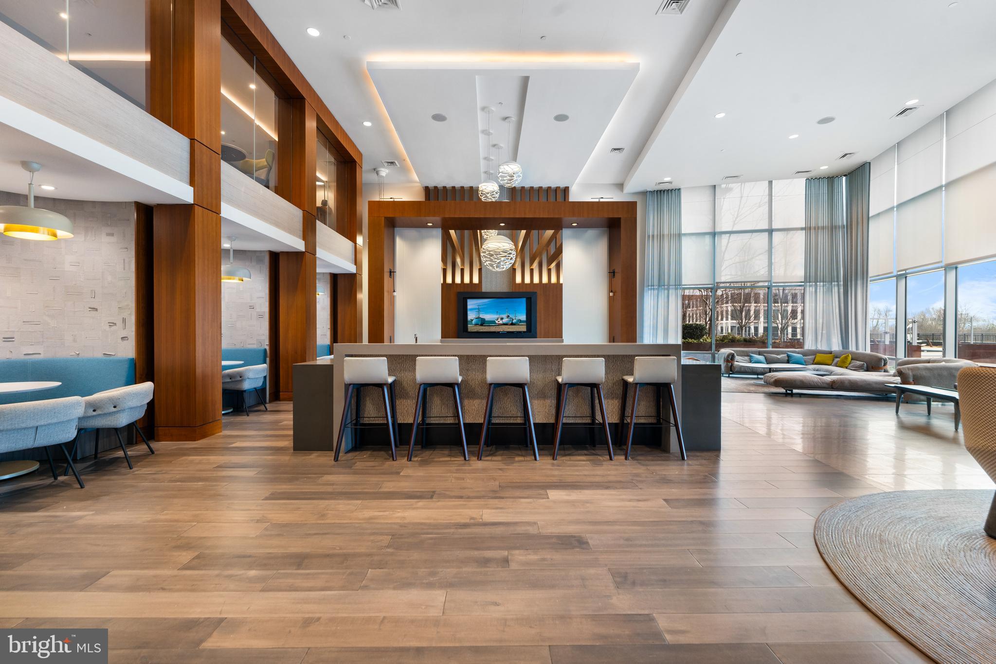 NATIONAL HARBOR - Residential