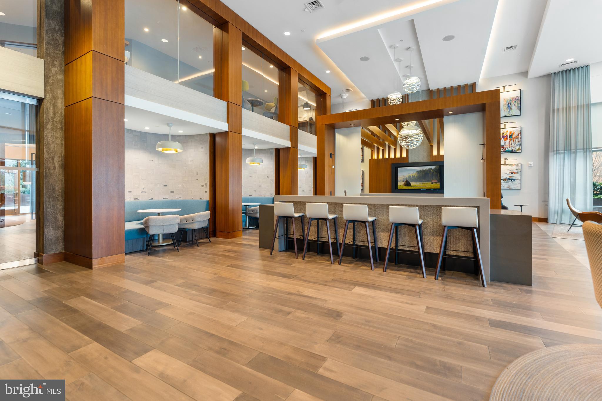 NATIONAL HARBOR - Residential