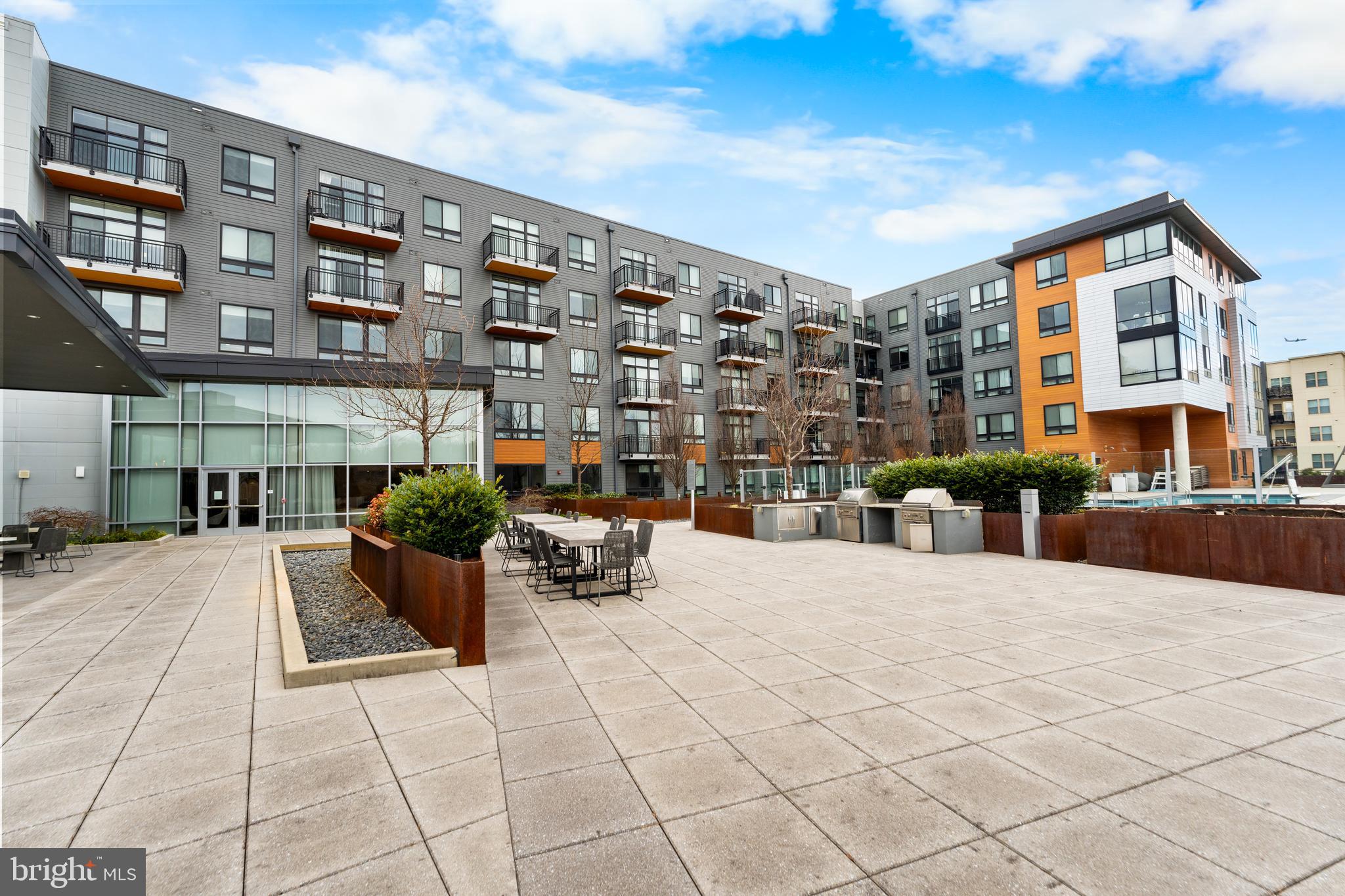 NATIONAL HARBOR - Residential