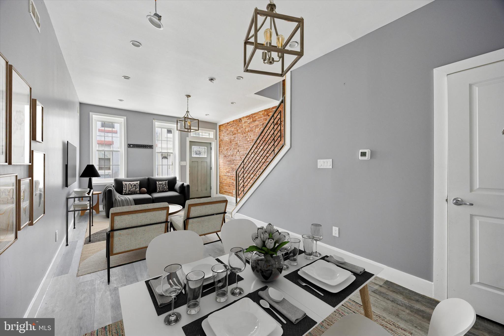 STRAWBERRY MANSION - Residential