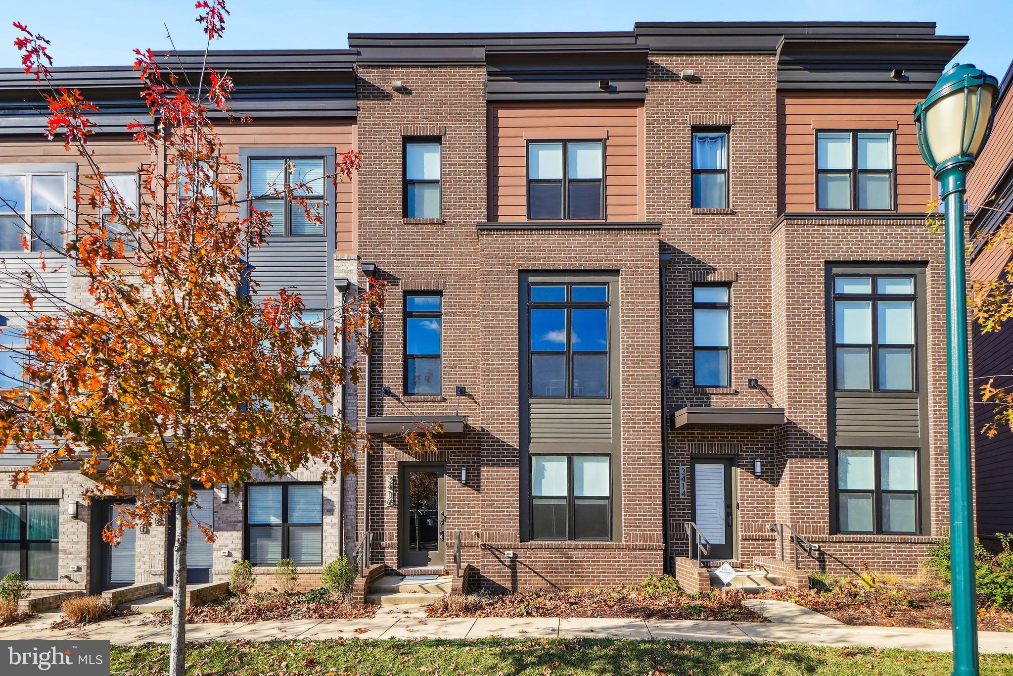 TOWER OAKS - Residential